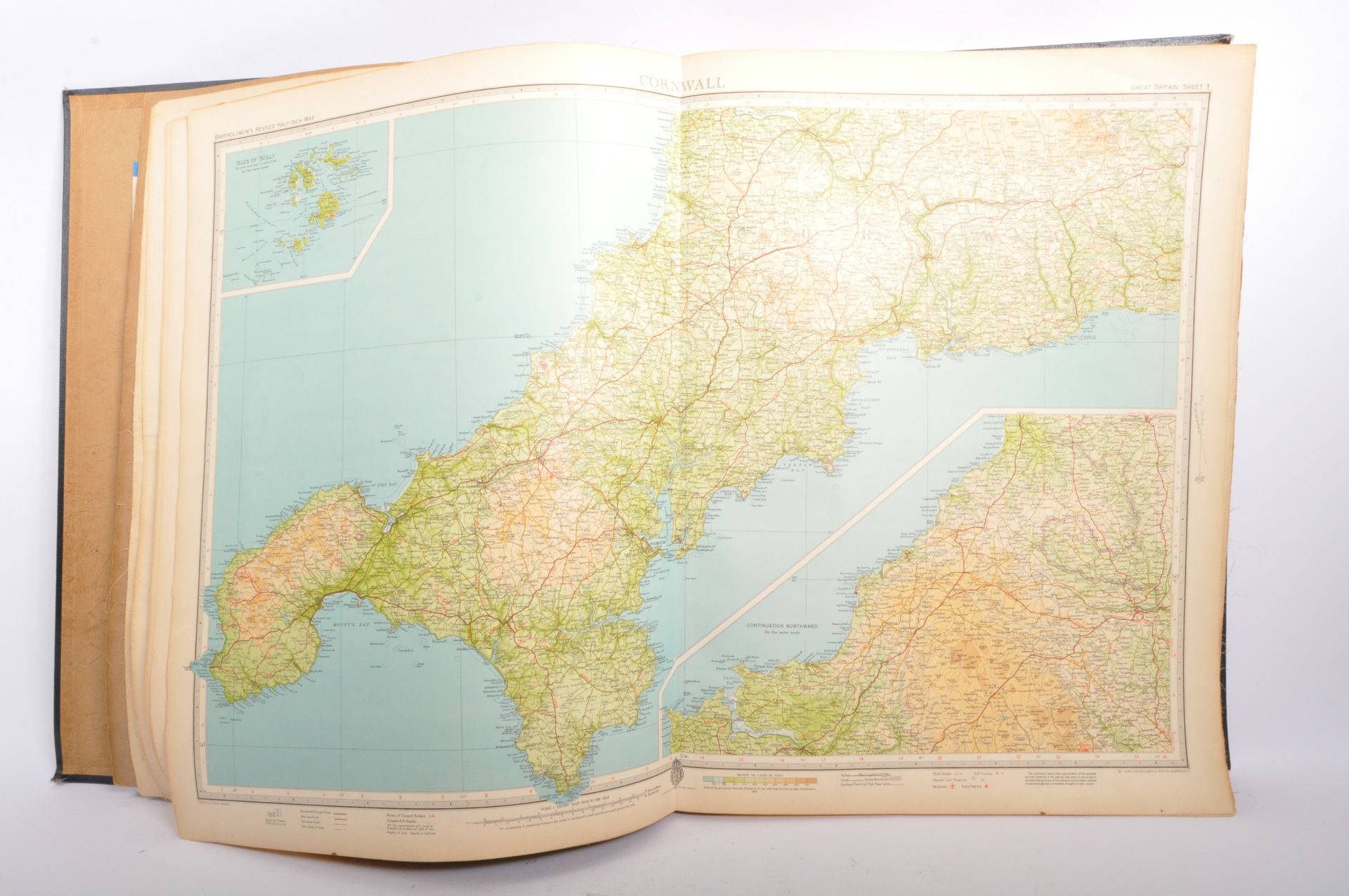 LARGE VINTAGE CIRCA 1960S BARTHOLOMEW'S HAL-INCH MAPS ALBUM - Image 5 of 6