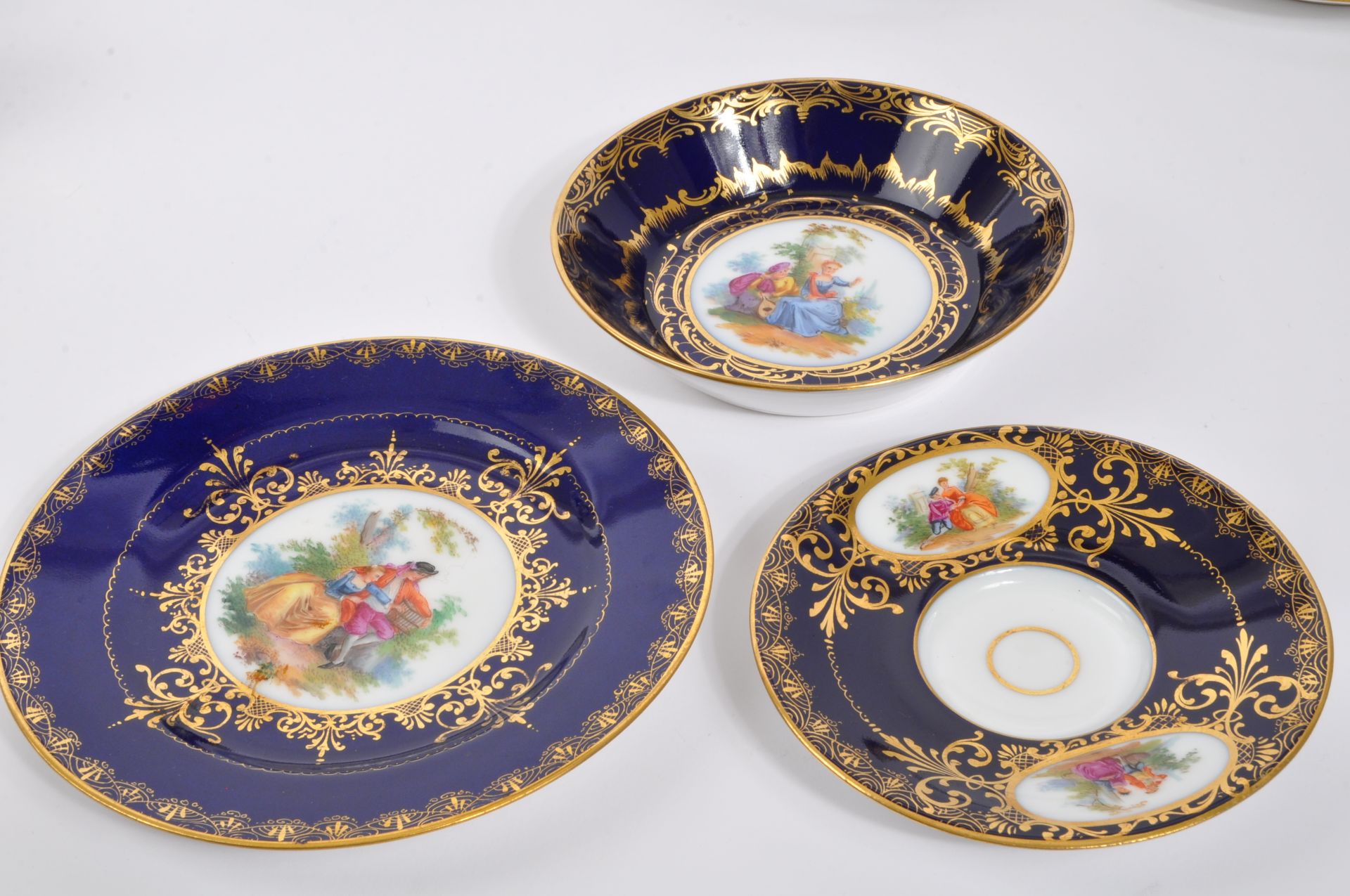 19TH CENTURY PORCELAIN ROYAL VIENNA AUSTRIAN TEA SERVICE - Image 6 of 9