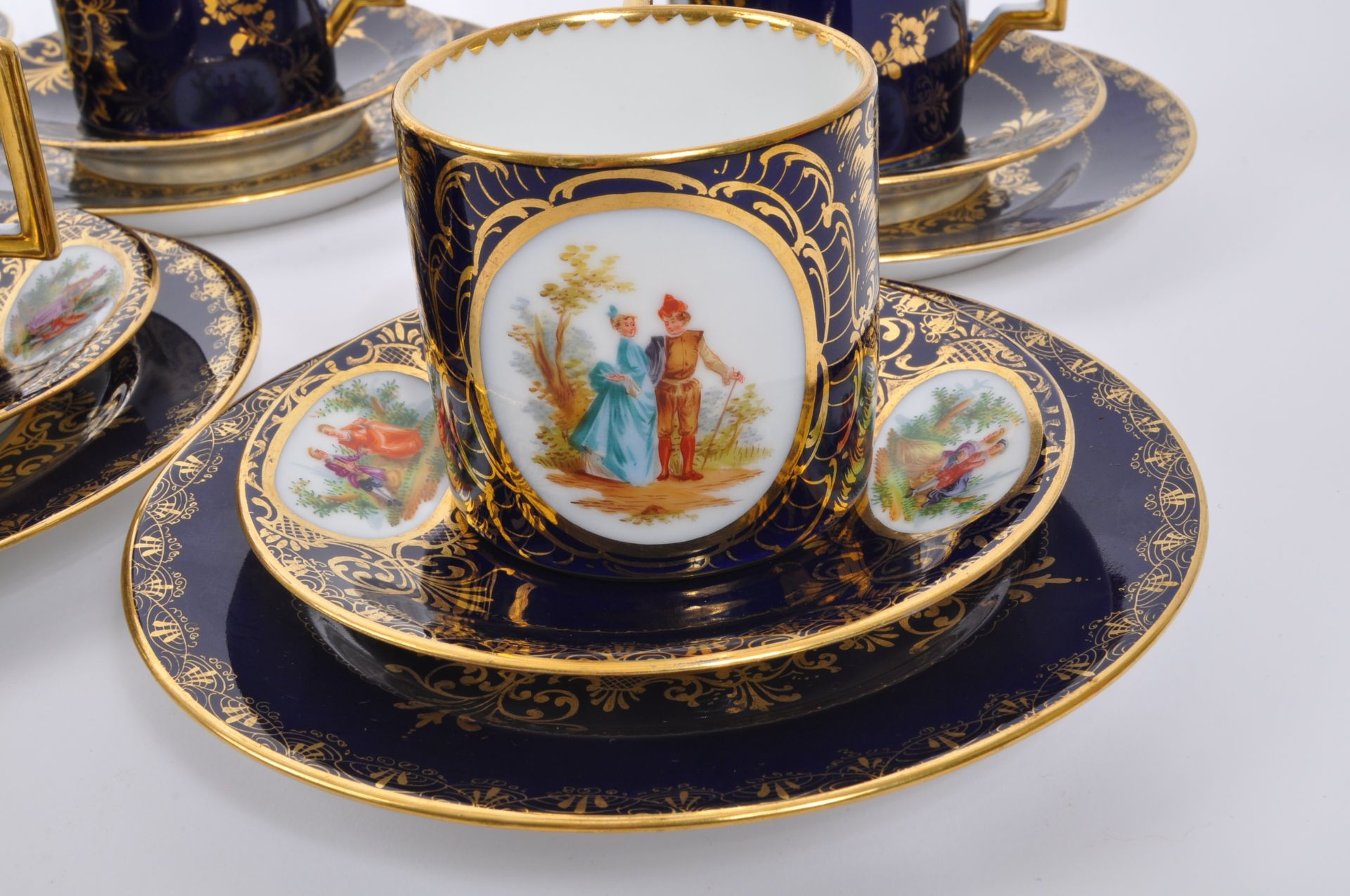 19TH CENTURY PORCELAIN ROYAL VIENNA AUSTRIAN TEA SERVICE - Image 4 of 9