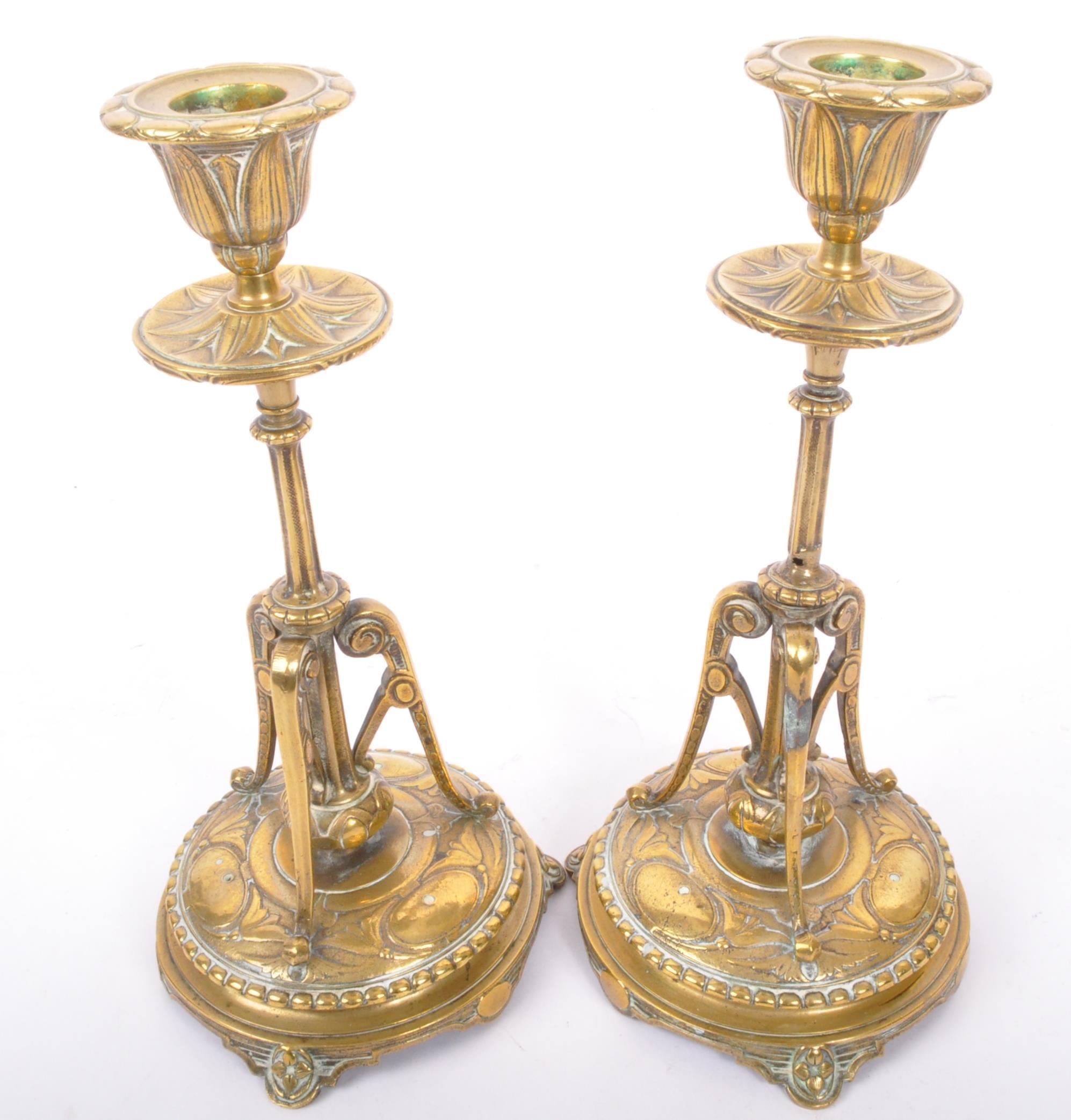 ASSORTMENT OF VICTORIAN & LATER BRASS CANDLESTICKS - Image 2 of 5