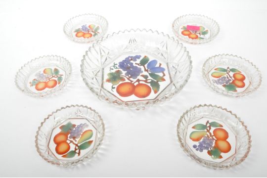 1940S CARNIVAL DEPRESSION GLASS PLATES & DISHES - Image 1 of 7