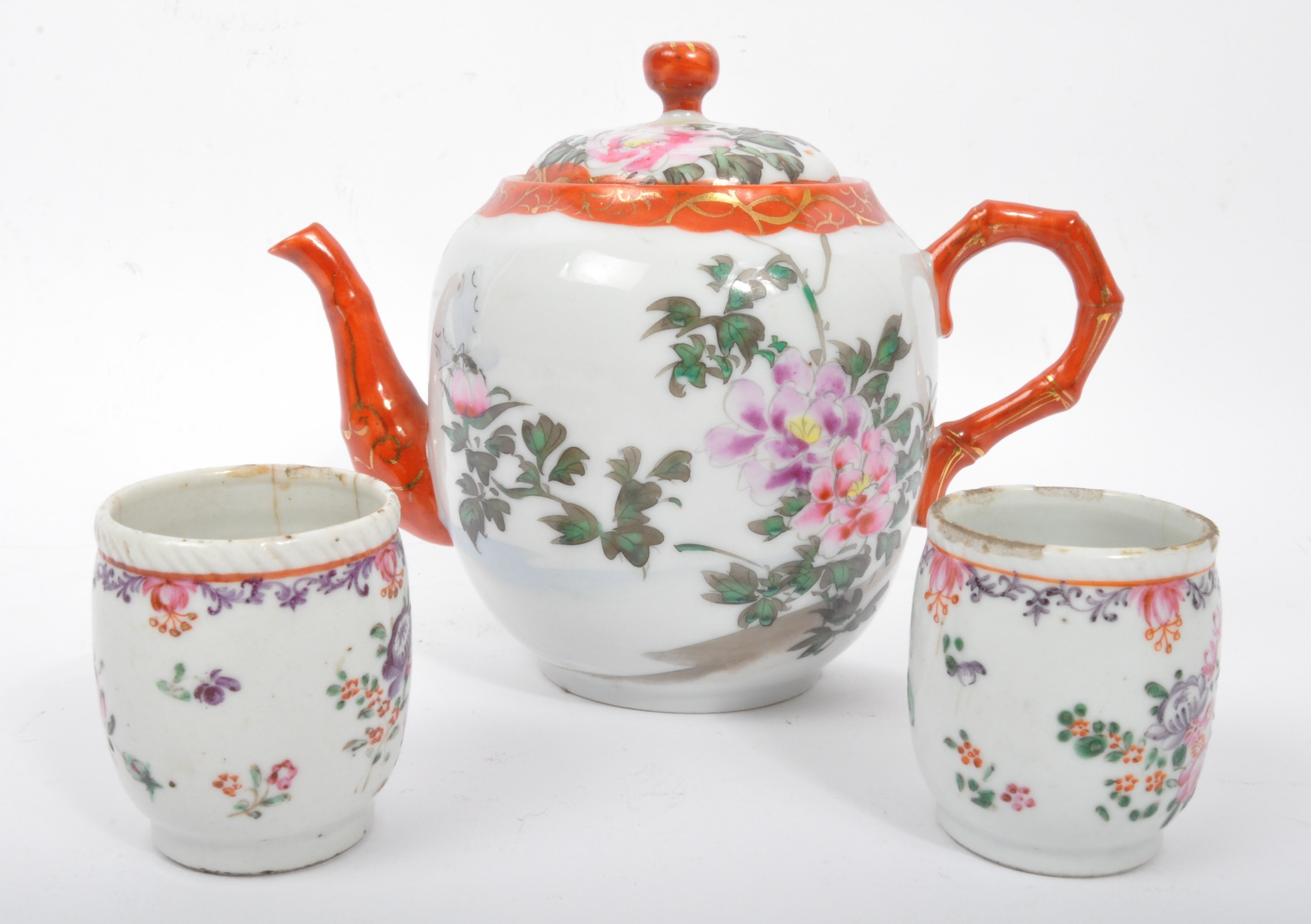 1920S CHINESE HAND PAINTED PORCELAIN TEA POT T/W CUPS