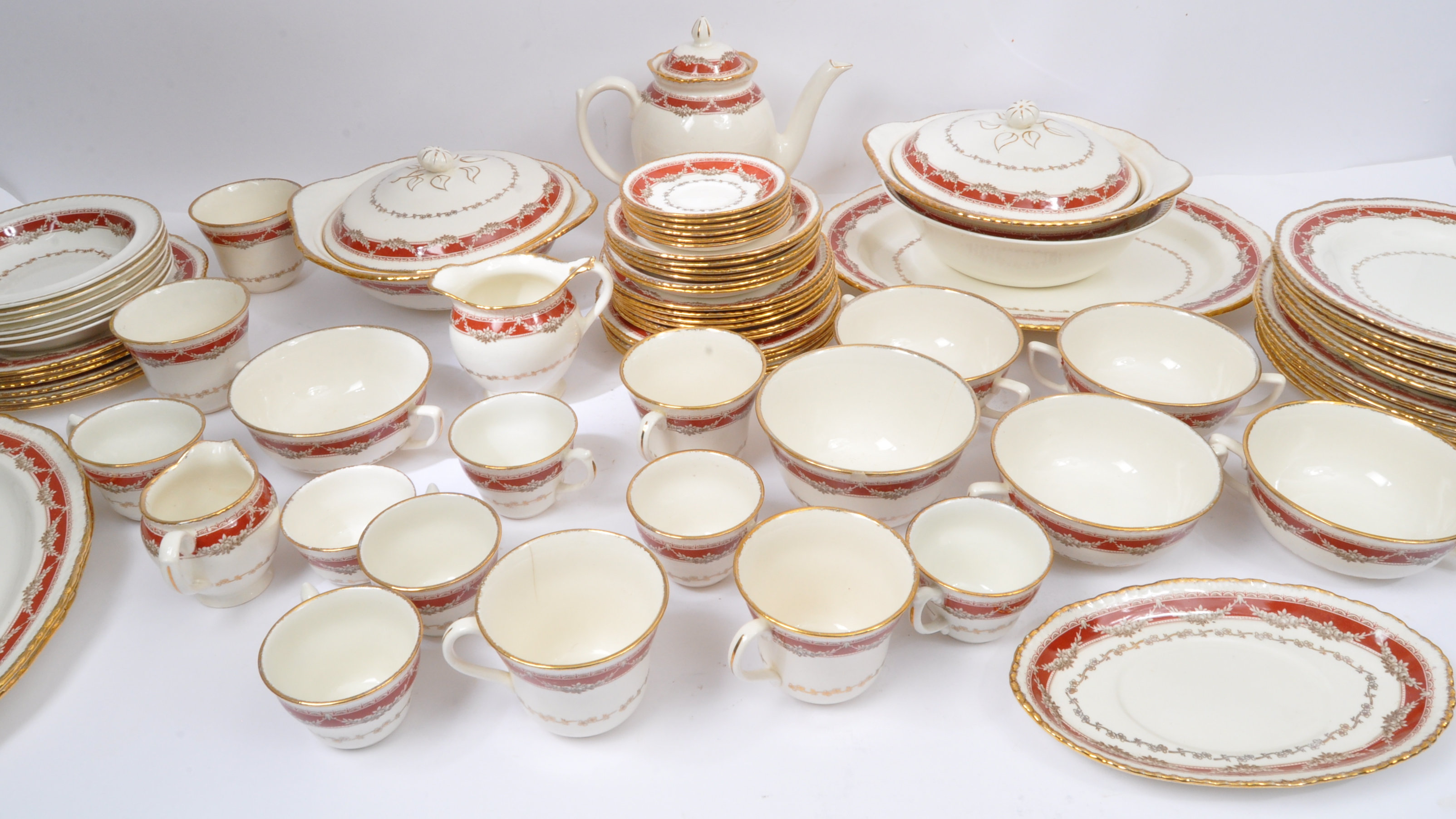 LARGE RIDGWAY CERAMIC TEA DINNER SERVICE