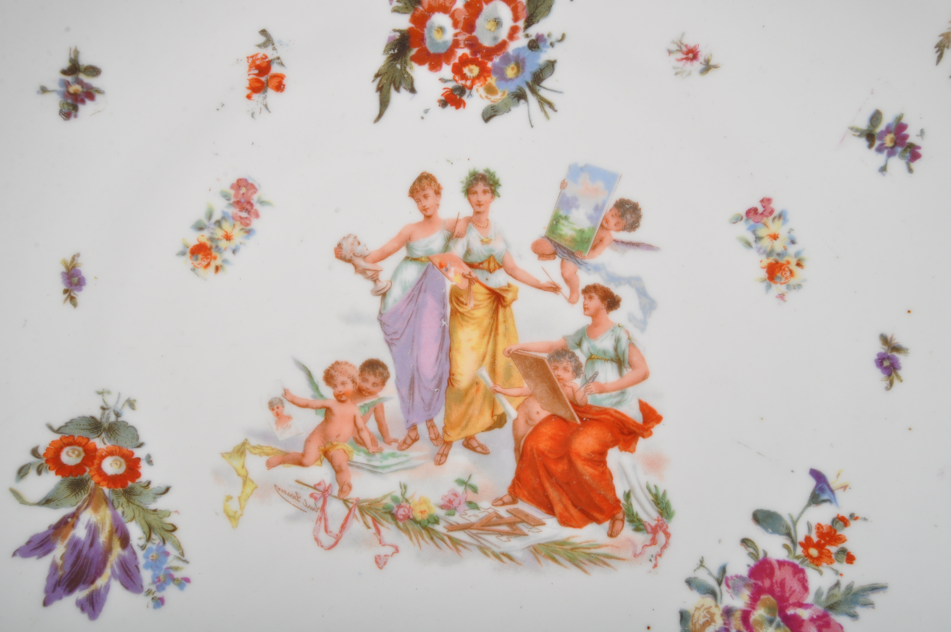 LARGE ROYAL VIENNA STYLE PORCELAIN CHARGER - Image 3 of 5