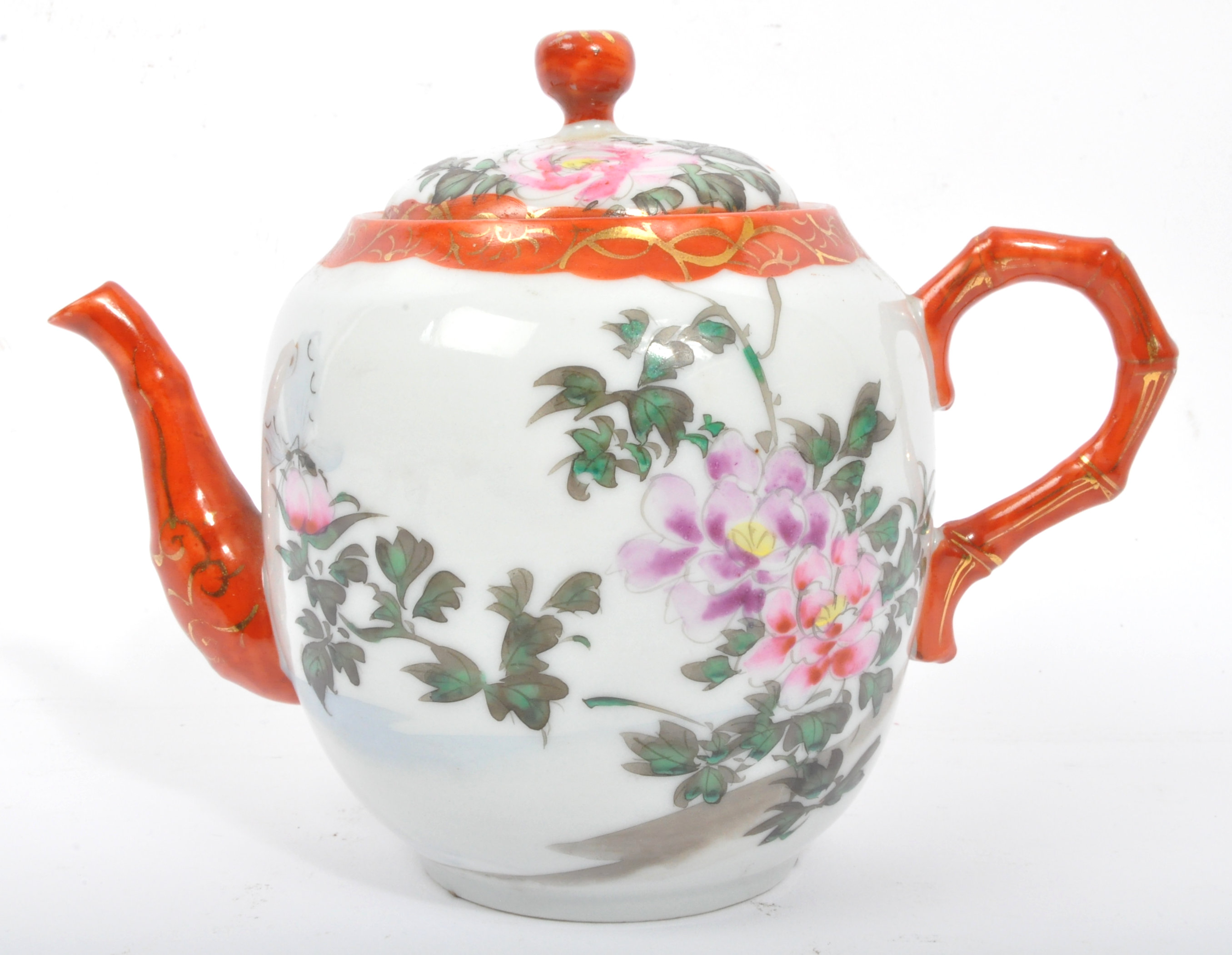 1920S CHINESE HAND PAINTED PORCELAIN TEA POT T/W CUPS - Image 2 of 5