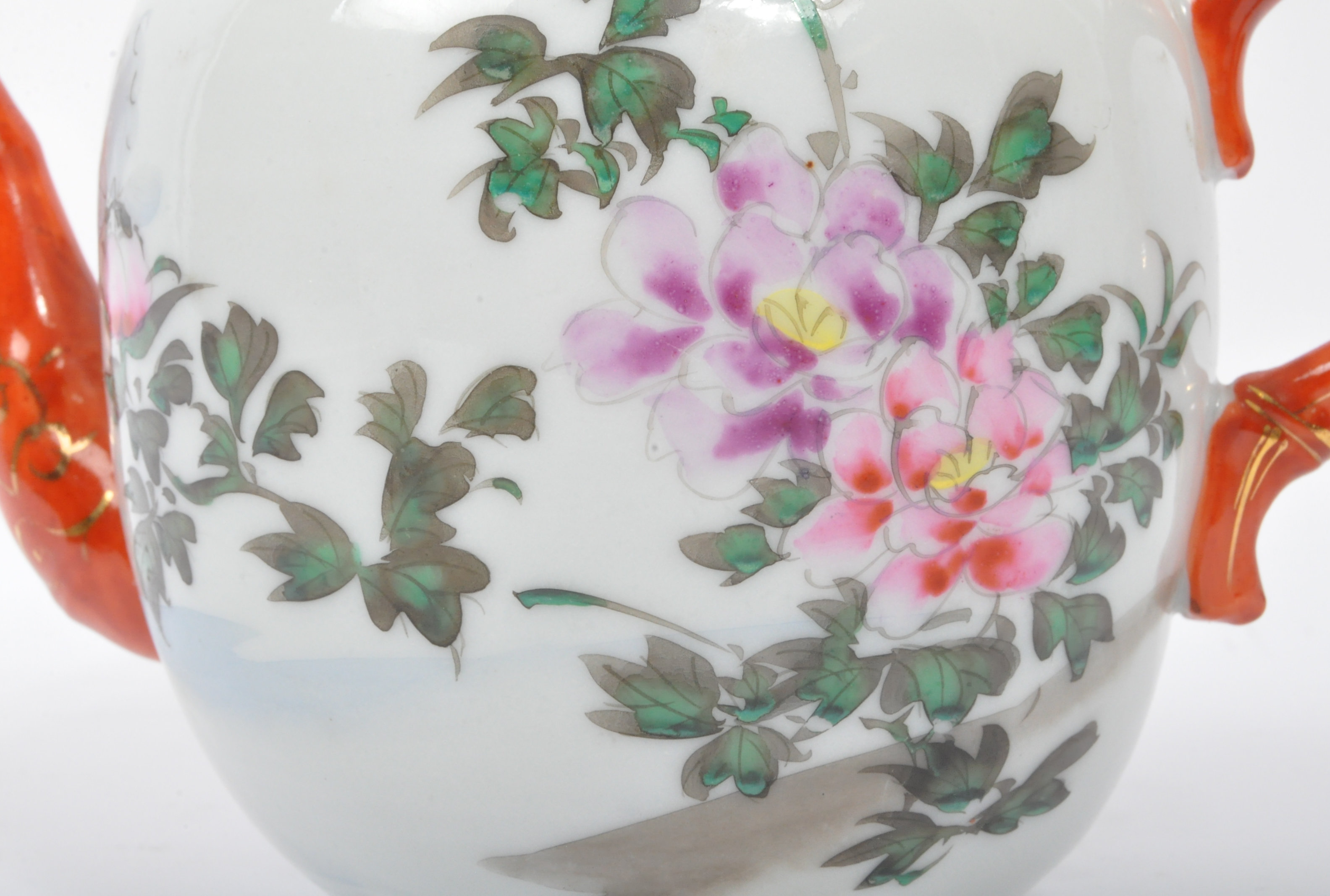 1920S CHINESE HAND PAINTED PORCELAIN TEA POT T/W CUPS - Image 4 of 5