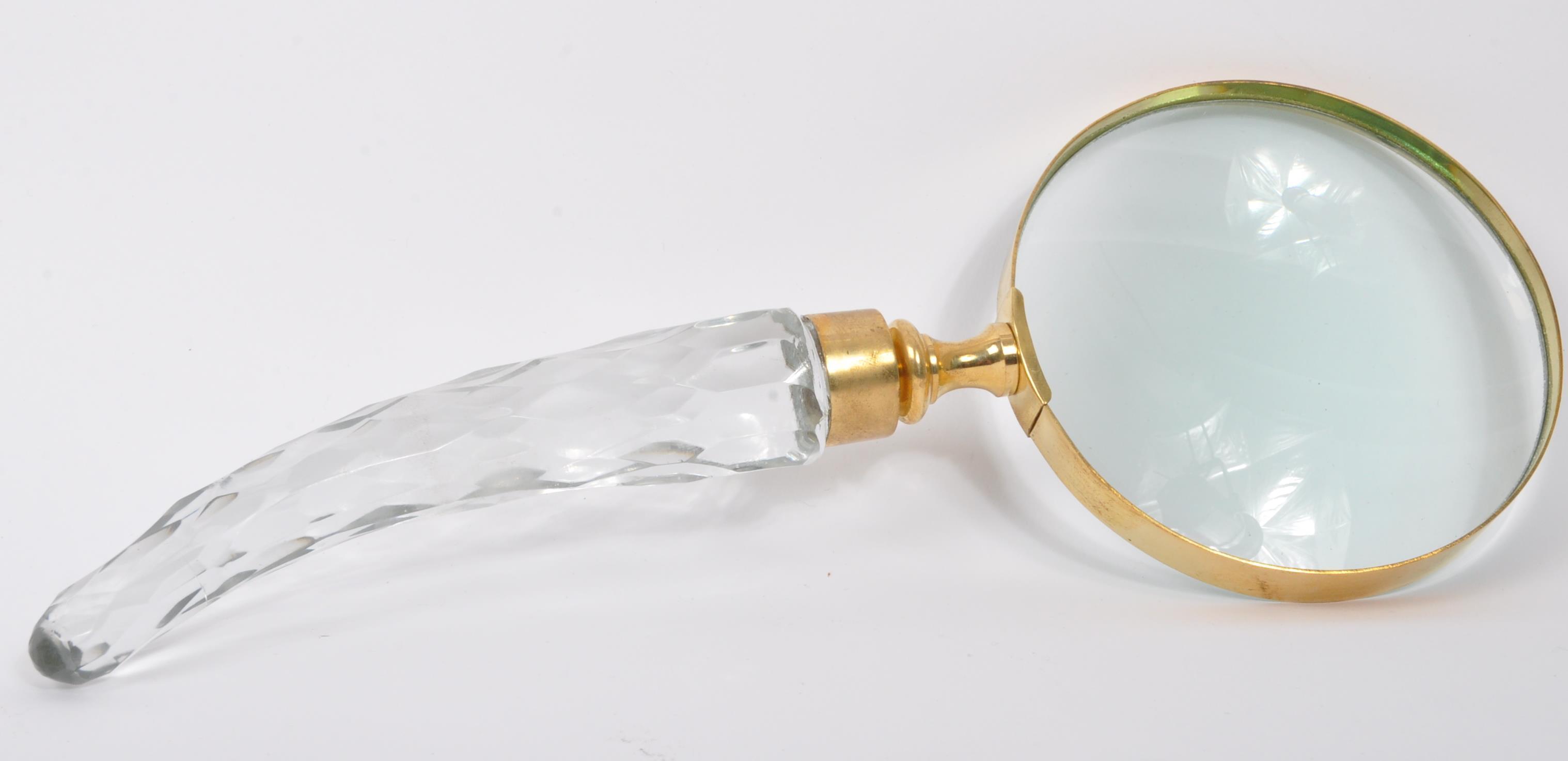 VICTORIAN STYLE HAND HELD BRASS CASED MAGNIFYING GLASS - Image 6 of 6