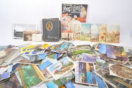 COLLECTION OF VINTAGE 20TH CENTURY POSTCARDS