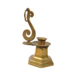 EARLY 20TH CENTURY BRASS CANDLESTICK HOLDER.
