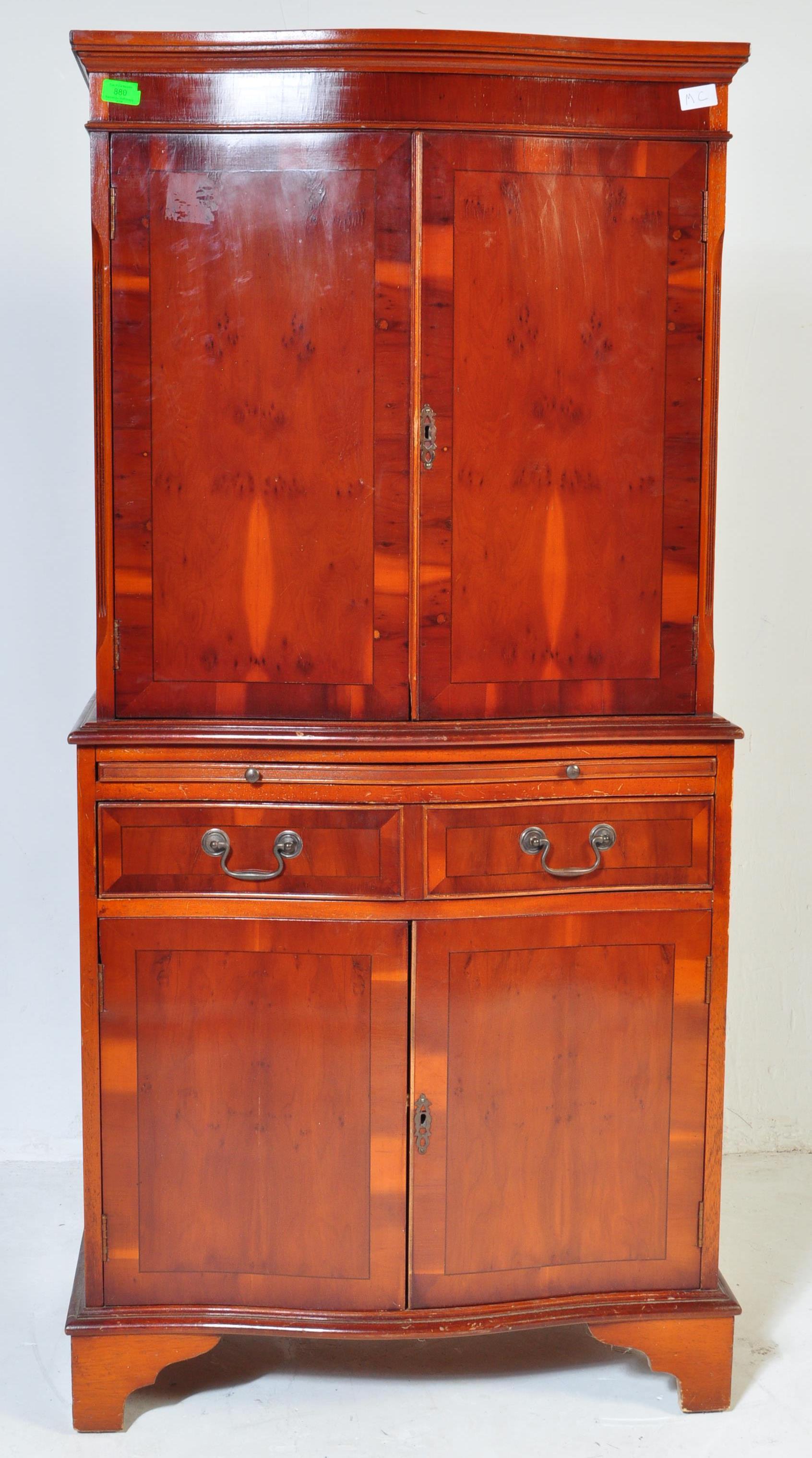 20TH CENTURY YEW AND MAHOGANY VENEER COCKTAIL CABINET - Image 3 of 5