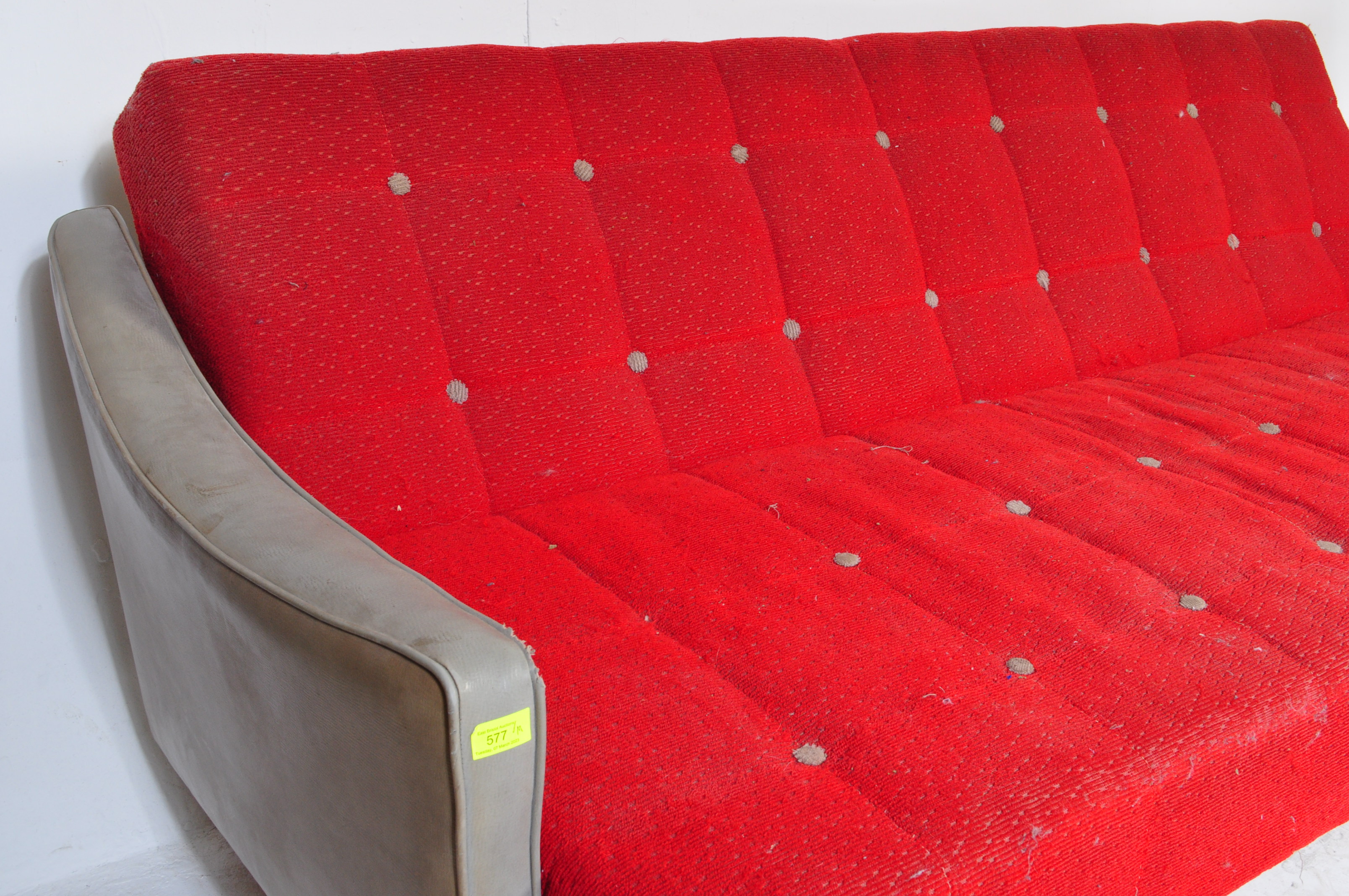 RETRO VINTAGE MID 20TH CENTURY SPACE AGE SOFA DAY BED - Image 3 of 5