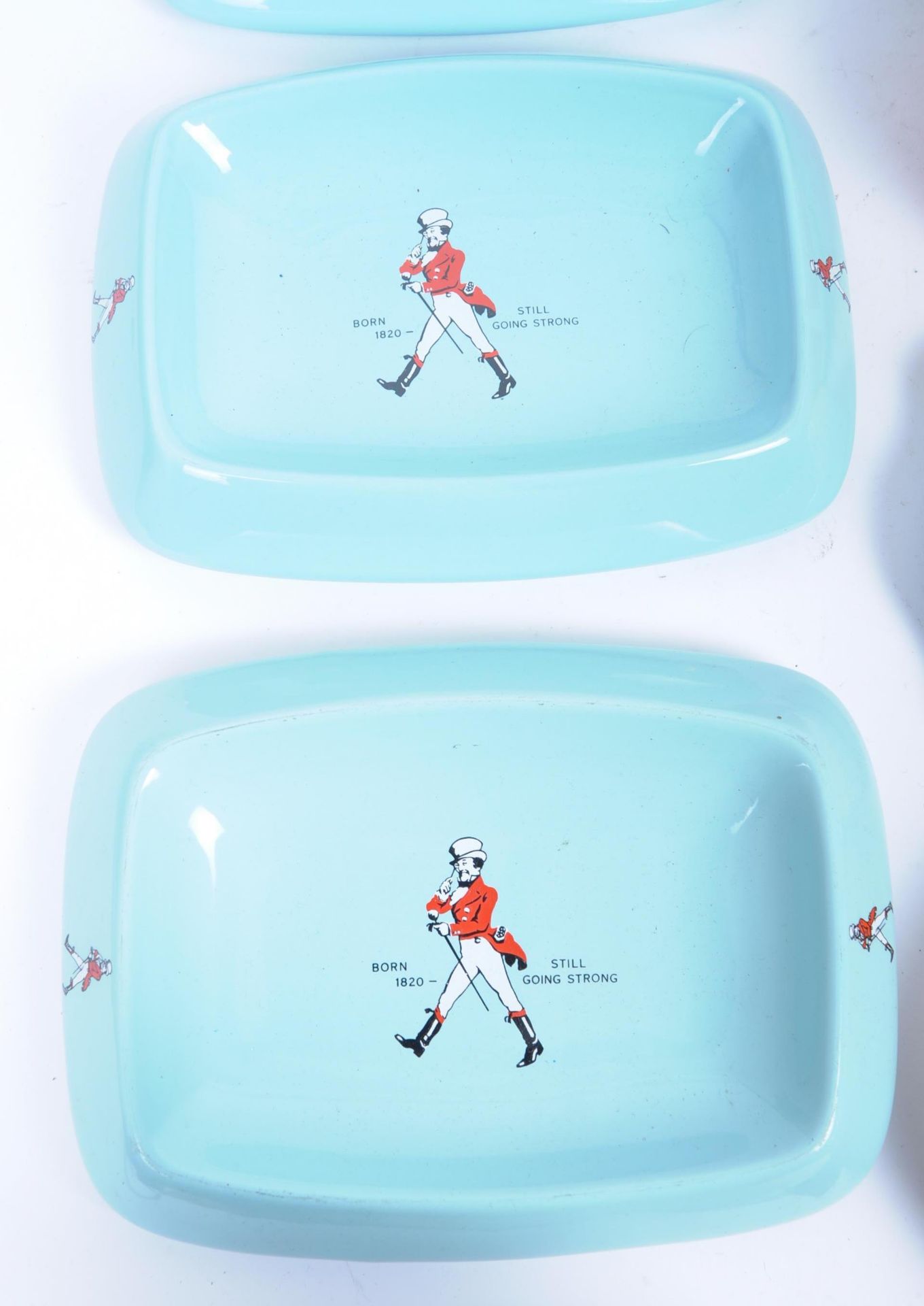 COLLECTION OF ASSORTED VINTAGE ADVERTISING ASHTRAYS - Image 4 of 8
