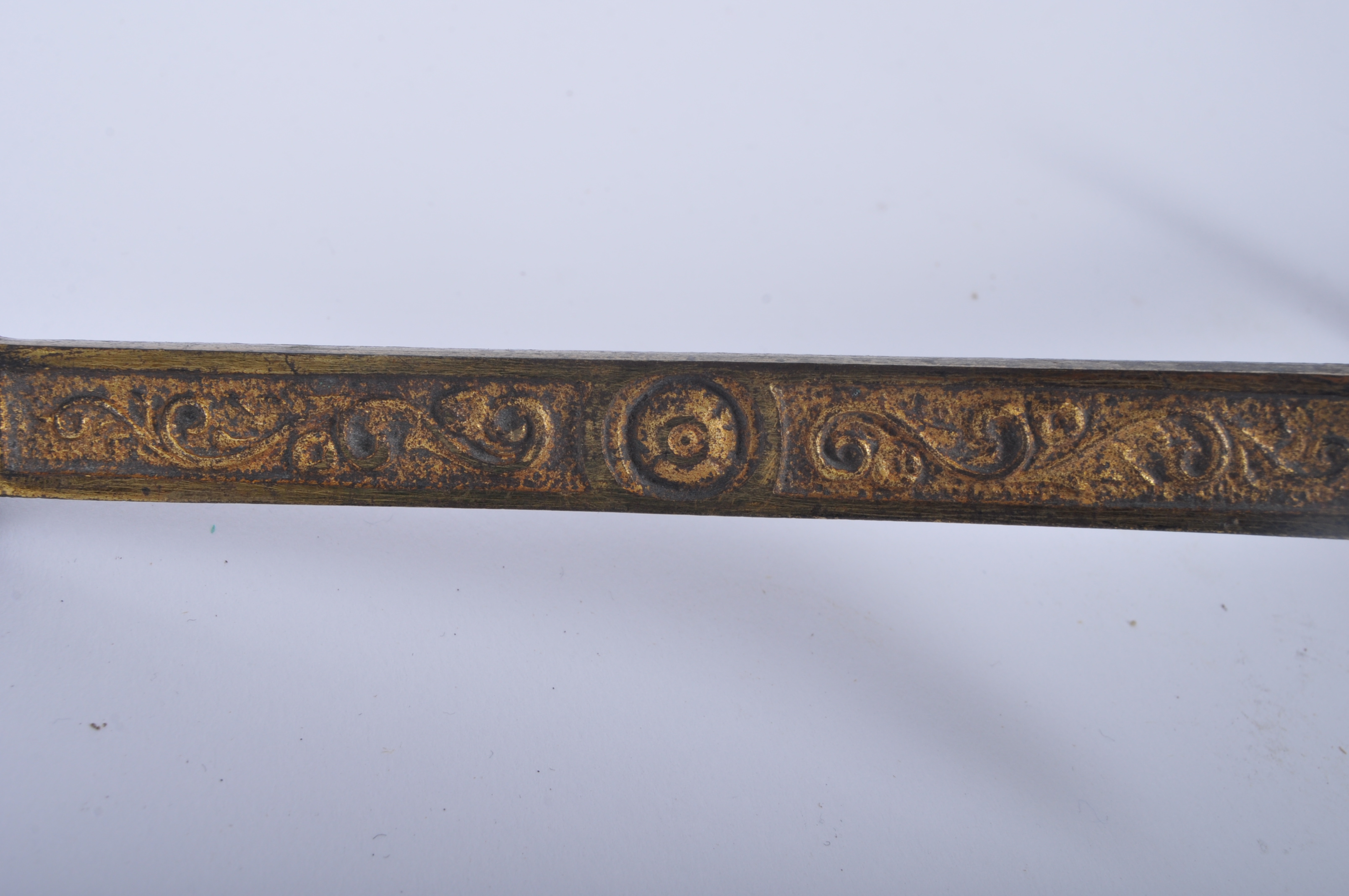 19th CENTURY CONTINENTAL BRASS TABLE CLAMP - Image 5 of 6