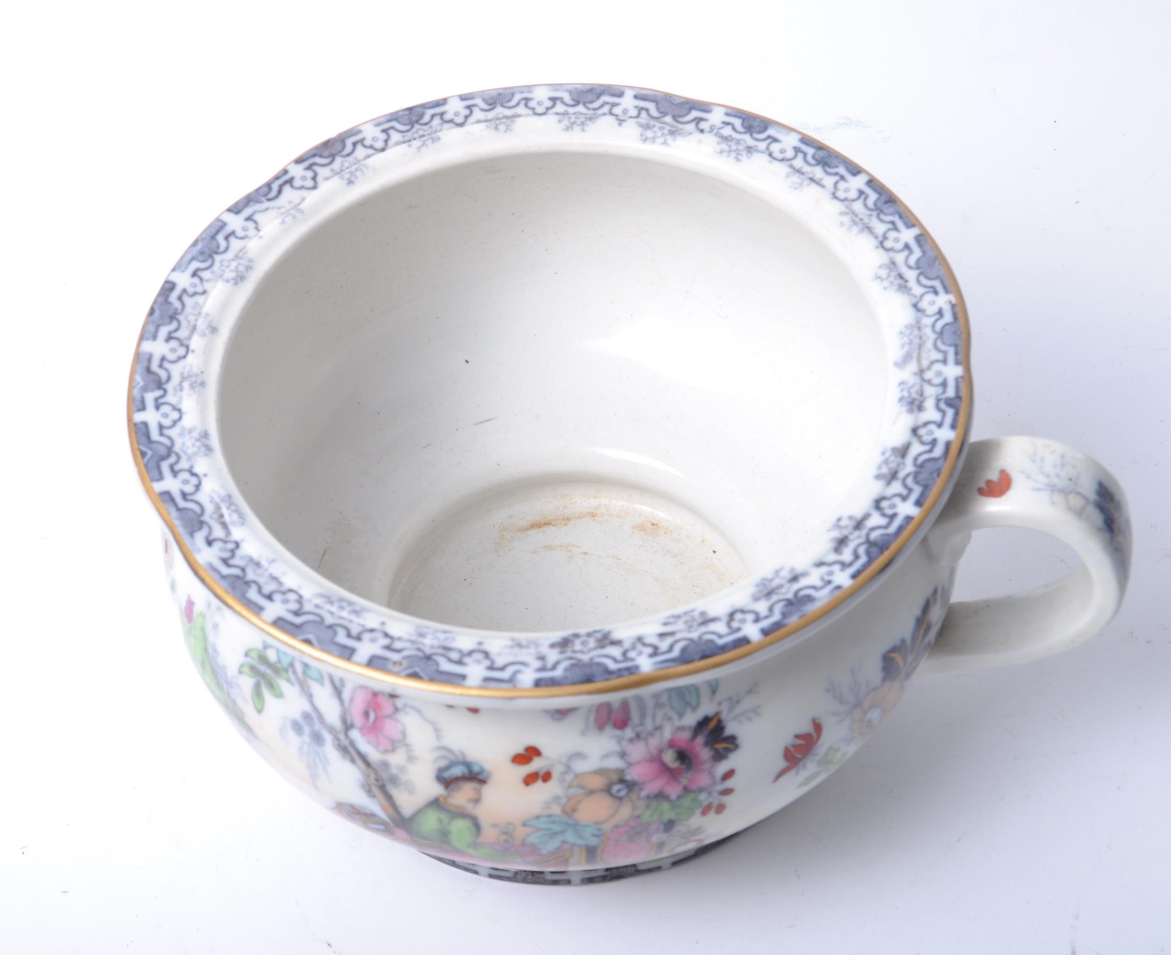 19TH CENTURY VICTORIAN STAFFORDSHIRE CHAMBER POT - Image 3 of 6