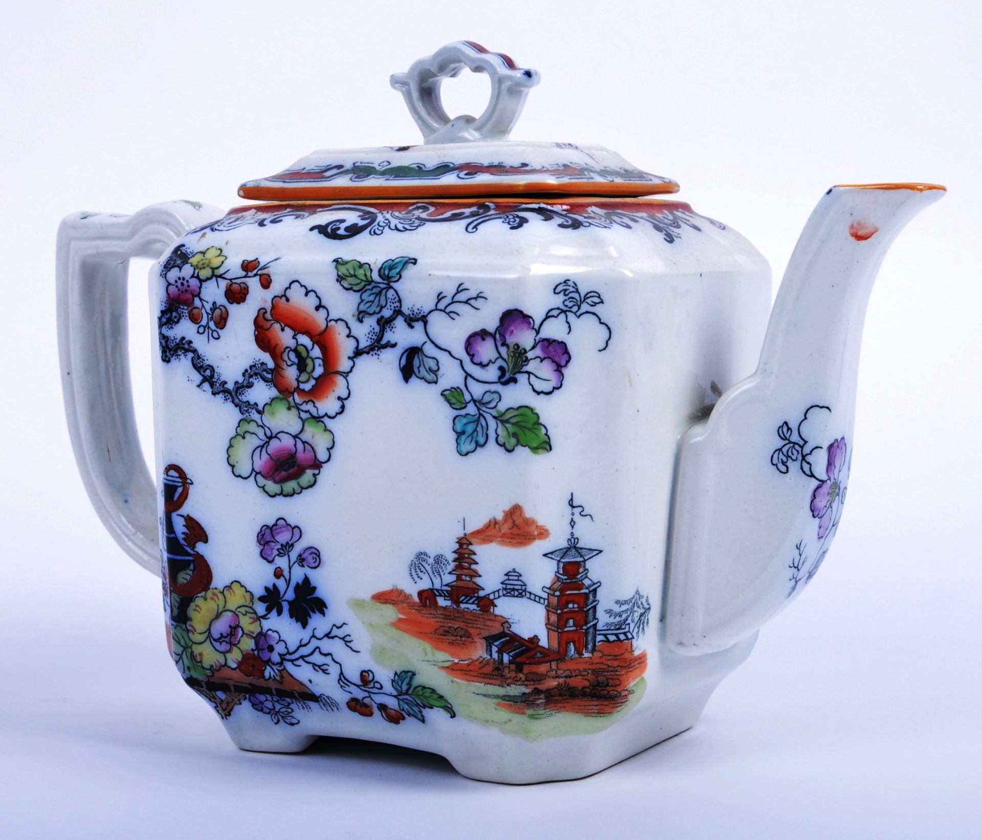 VICTORIAN CHINOISERIE DECORATED TEAPOT WITH PAGODA SCENE - Image 2 of 5