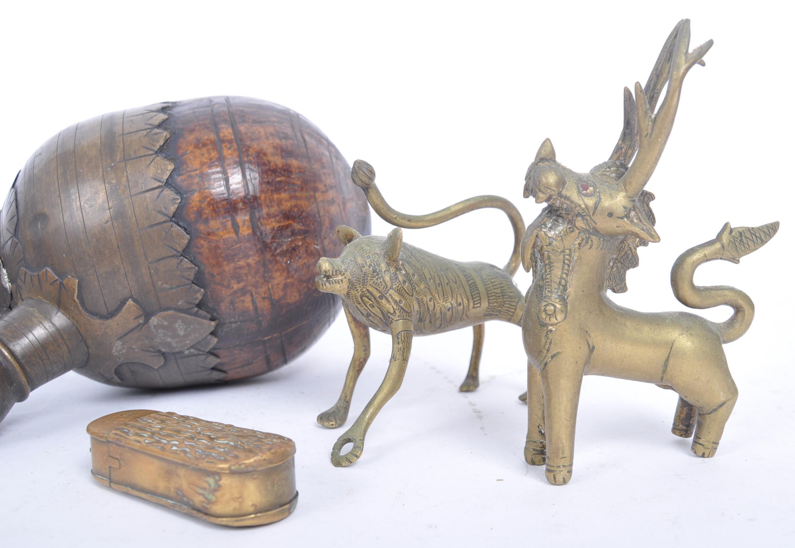 COLLECTION OF ASSORTED ANTIQUE & LATER BRASS ITEMS - Image 2 of 5