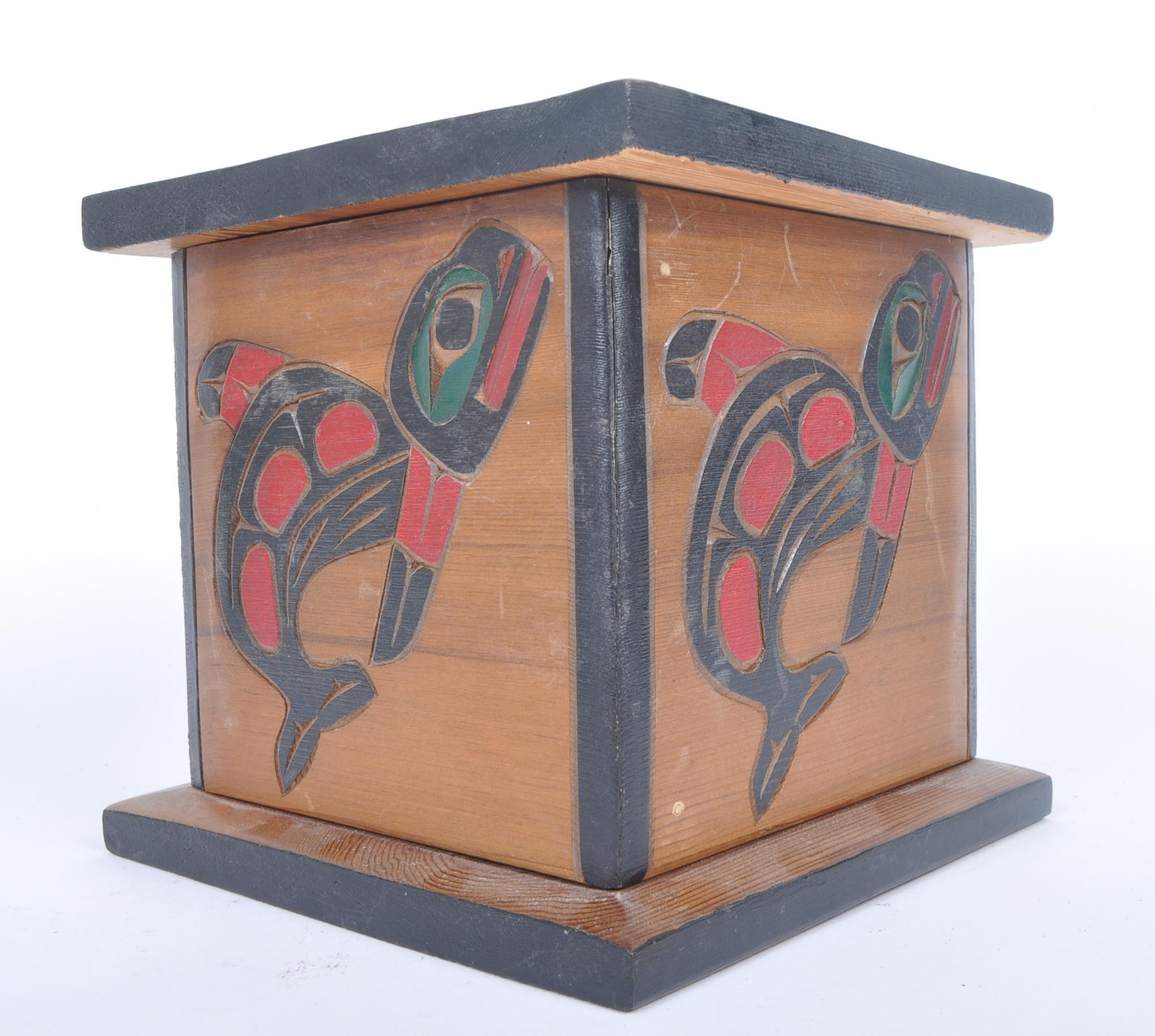 STEWART WEBBER RED CEDAR KWAKIUTL CANADIAN WHALE BOX - Image 3 of 5