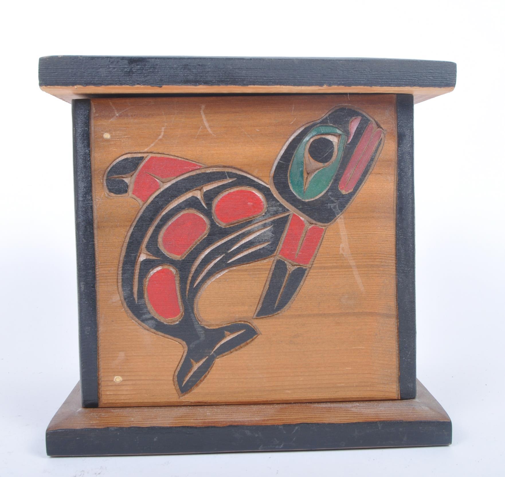 STEWART WEBBER RED CEDAR KWAKIUTL CANADIAN WHALE BOX - Image 2 of 5