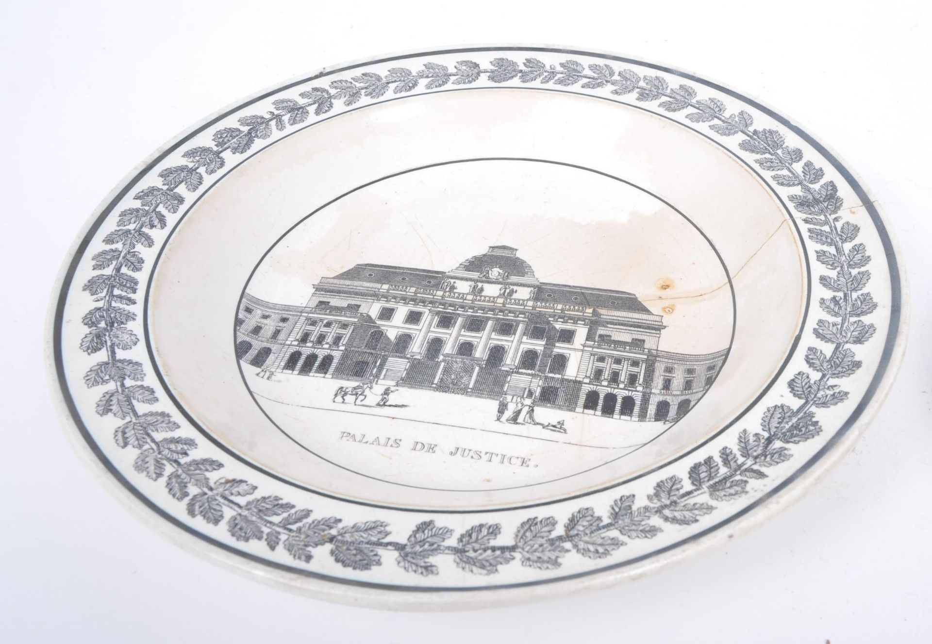 TWO 18TH CENTURY WEDGWOOD CREAMWARE PLATES OF PARIS - Image 4 of 12