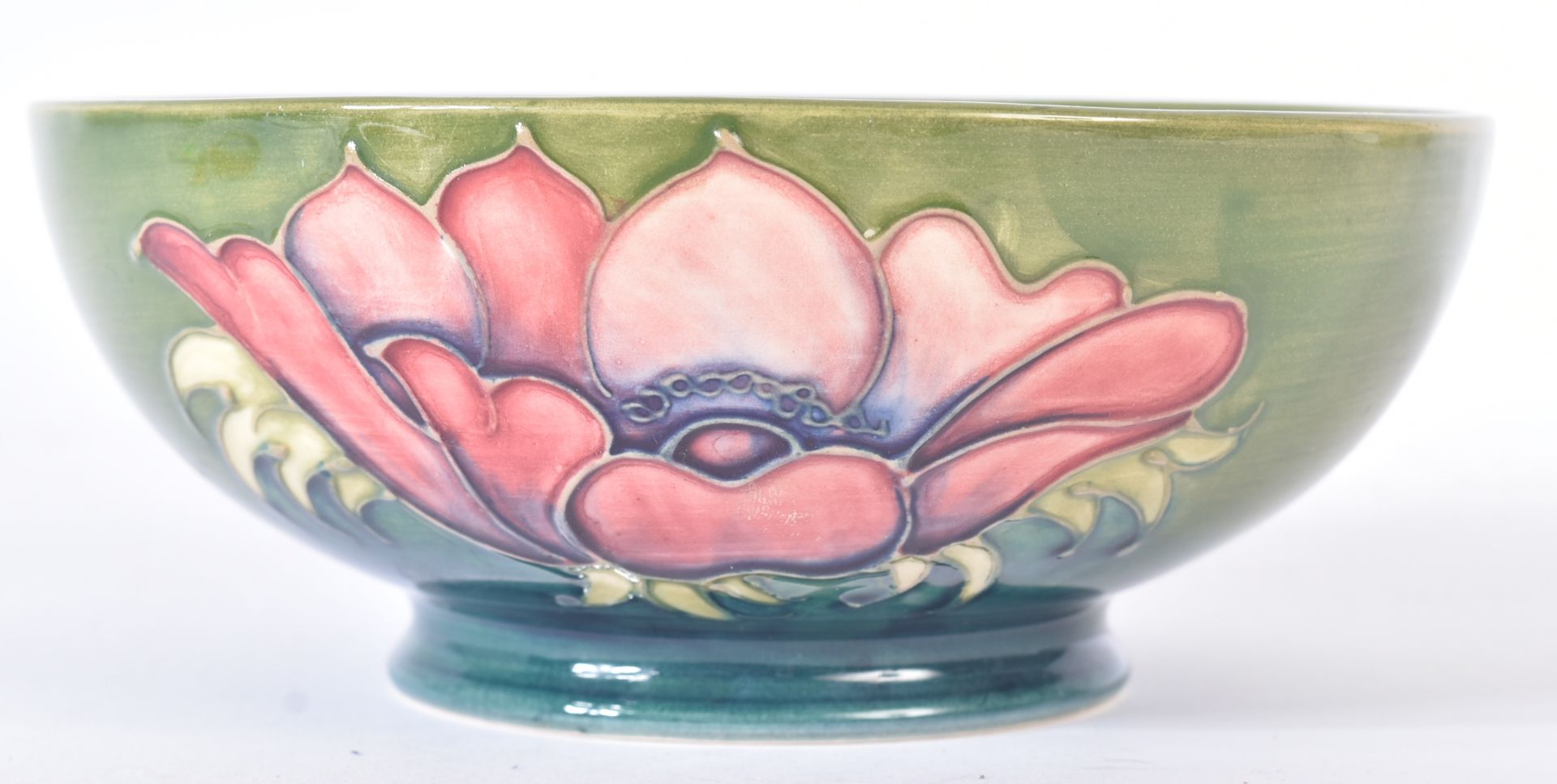 WILLIAM MOORCROFT - ANEMONE - HAND PAINTED BOWL - Image 2 of 5