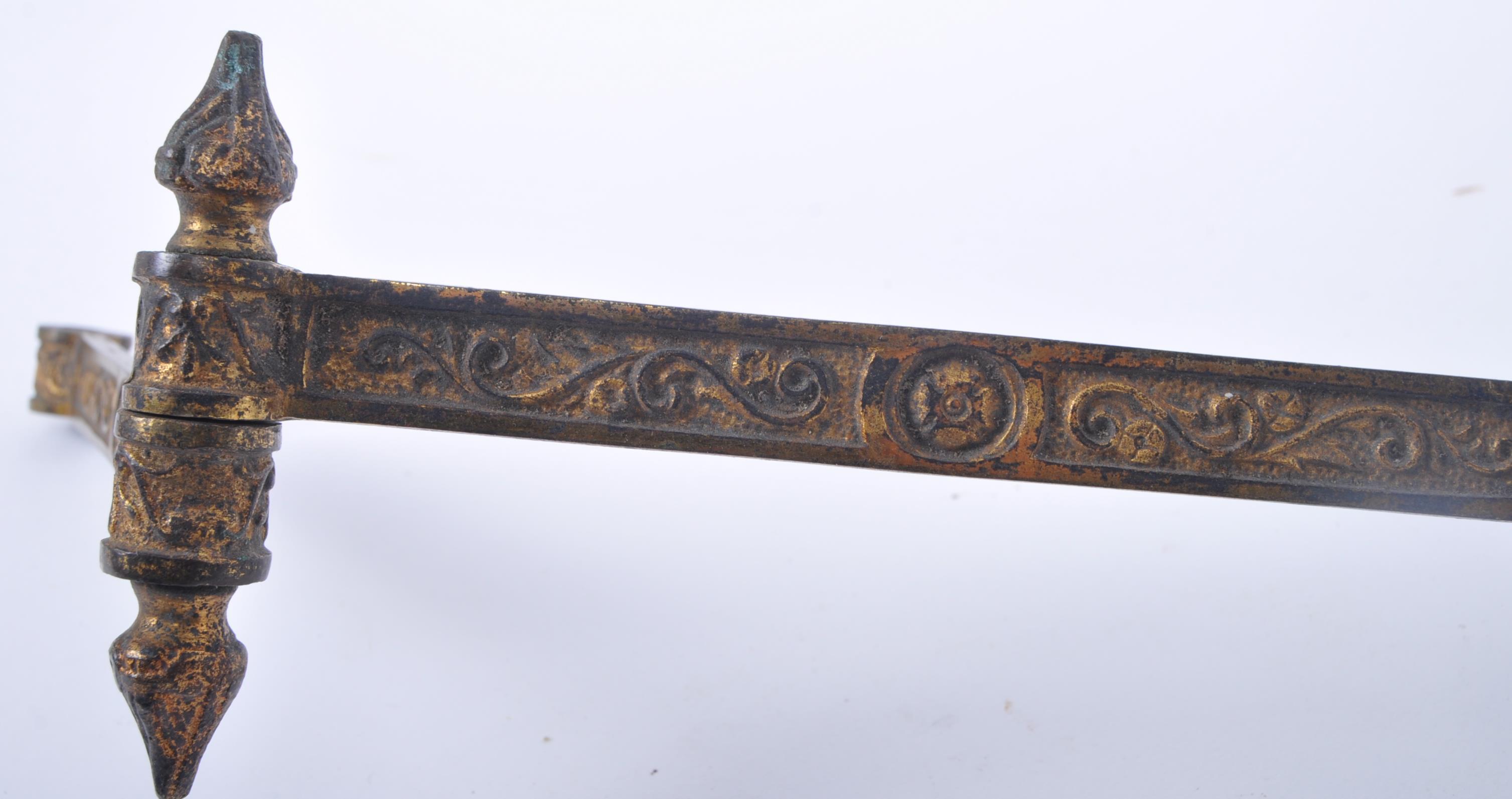 19th CENTURY CONTINENTAL BRASS TABLE CLAMP - Image 3 of 6