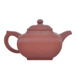 EARLY 20TH CENTURY CHINESE ORIENTAL YIXING TERRACOTTA TEAPOT