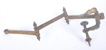 19th CENTURY CONTINENTAL BRASS TABLE CLAMP