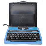 VINTAGE SILVER-REED SILVERETTE II PORTABLE TYPEWRITER