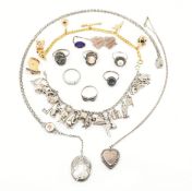 COLLECTION OF ASSORTED SILVER & COSTUME JEWELLERY