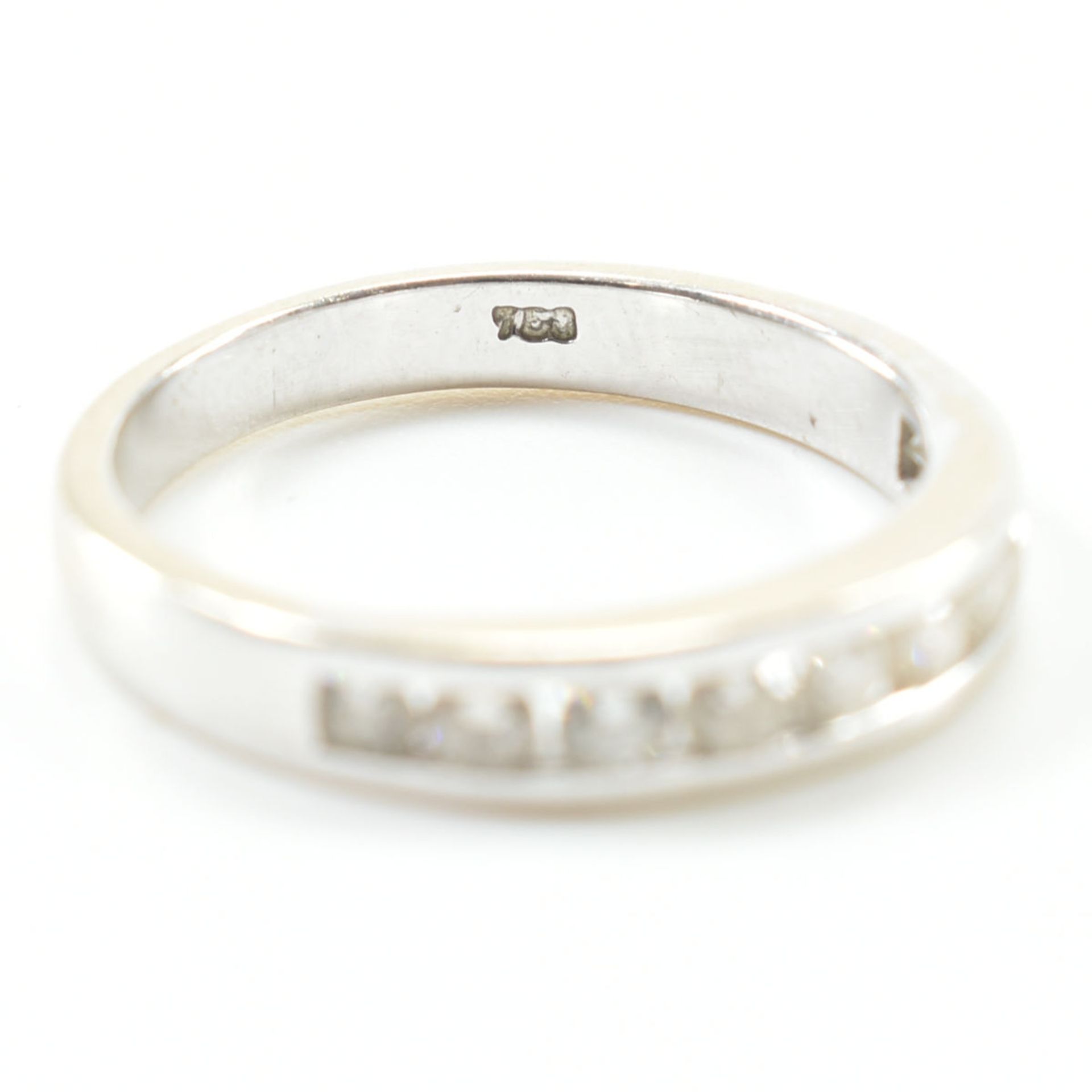 18CT WHITE GOLD & DIAMOND HALF ETERNITY RING - Image 8 of 8