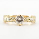 GOLD & DIAMOND SOLITAIRE RING