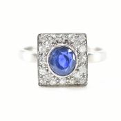 18CT WHITE GOLD SAPPHIRE & DIAMOND TARGET RING