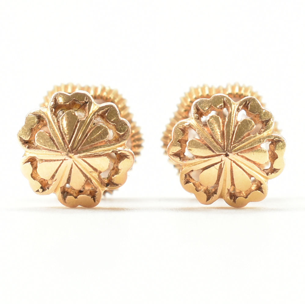 PAIR OF GOLD & DIAMOND SHIRT STUDS - Image 3 of 4