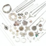 COLLECTION OF SILVER & WHITE METAL JEWELLERY