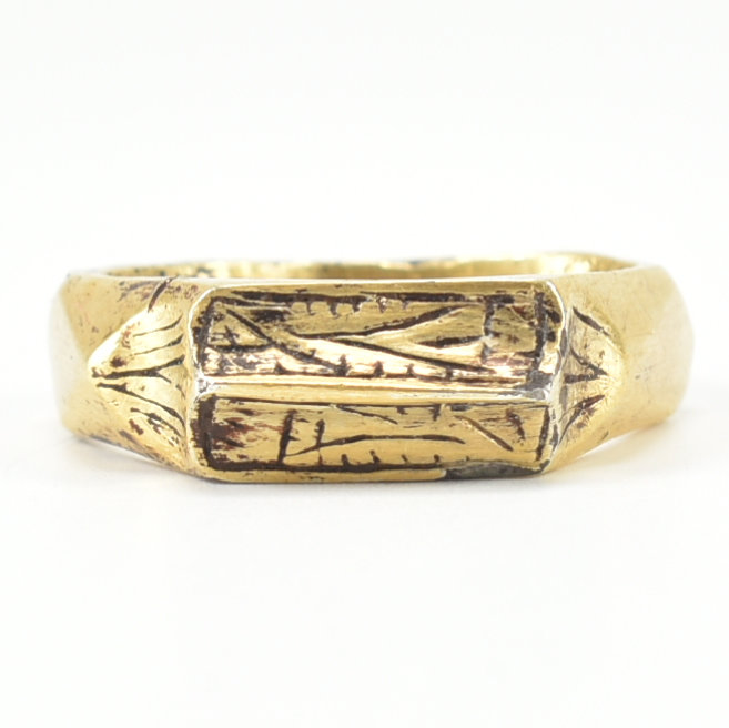 MEDIEVAL 14TH CENTURY ICONOGRAPHIC RING