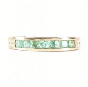 HALLMARKED 9CT GOLD & EMERALD SEVEN STONE RING