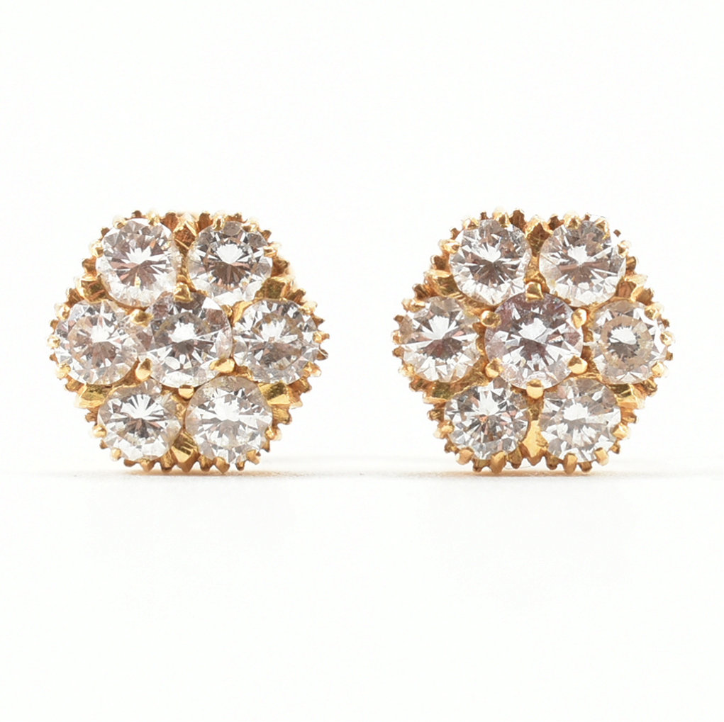 PAIR OF GOLD & DIAMOND SHIRT STUDS