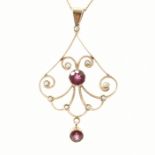 HALLMARKED 9CT GOLD SEED PEARL & PINK STONE NECKLACE PENDANT & CHAIN