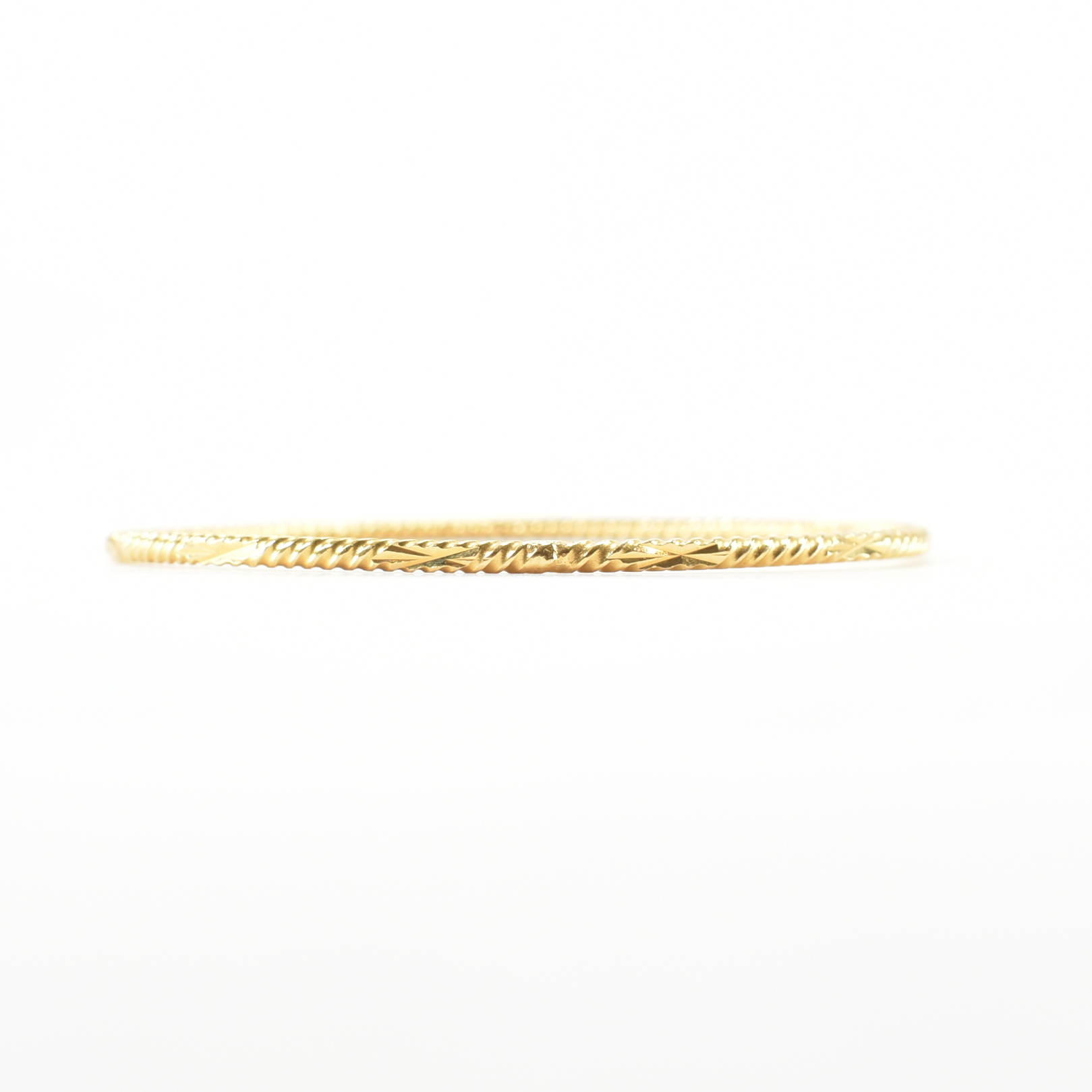 HIGH CARAT GOLD ROPE TWIST BANGLE - Image 4 of 5