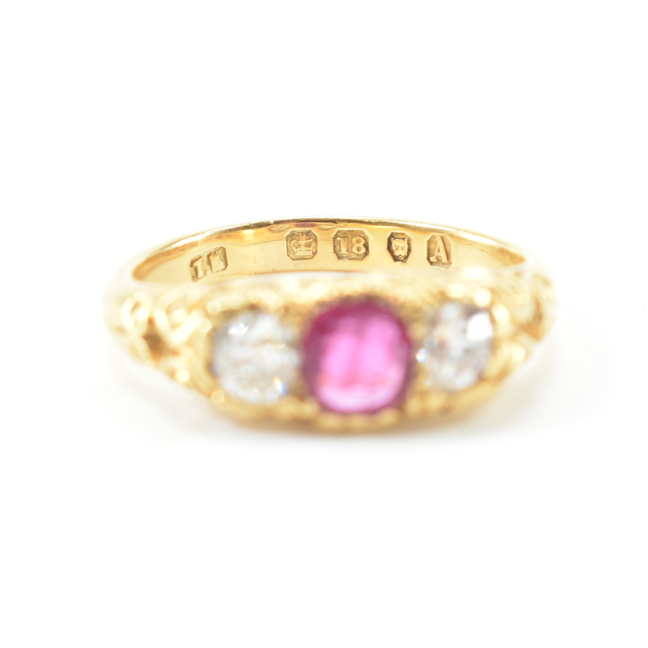 VICTORIAN 18CT GOLD RUBY & DIAMOND THREE STONE RING - Image 6 of 8