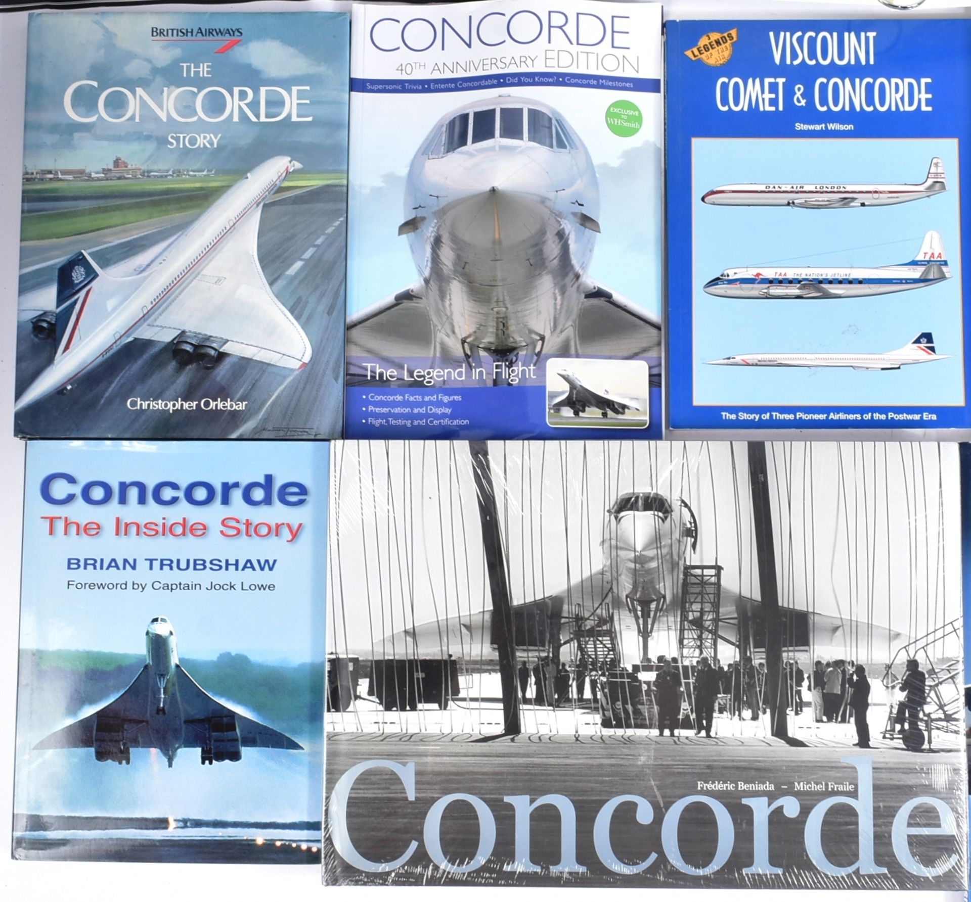 COLLECTION OF ASSORTED CONCORDE BOOKS & MEMORABILIA - Image 3 of 7