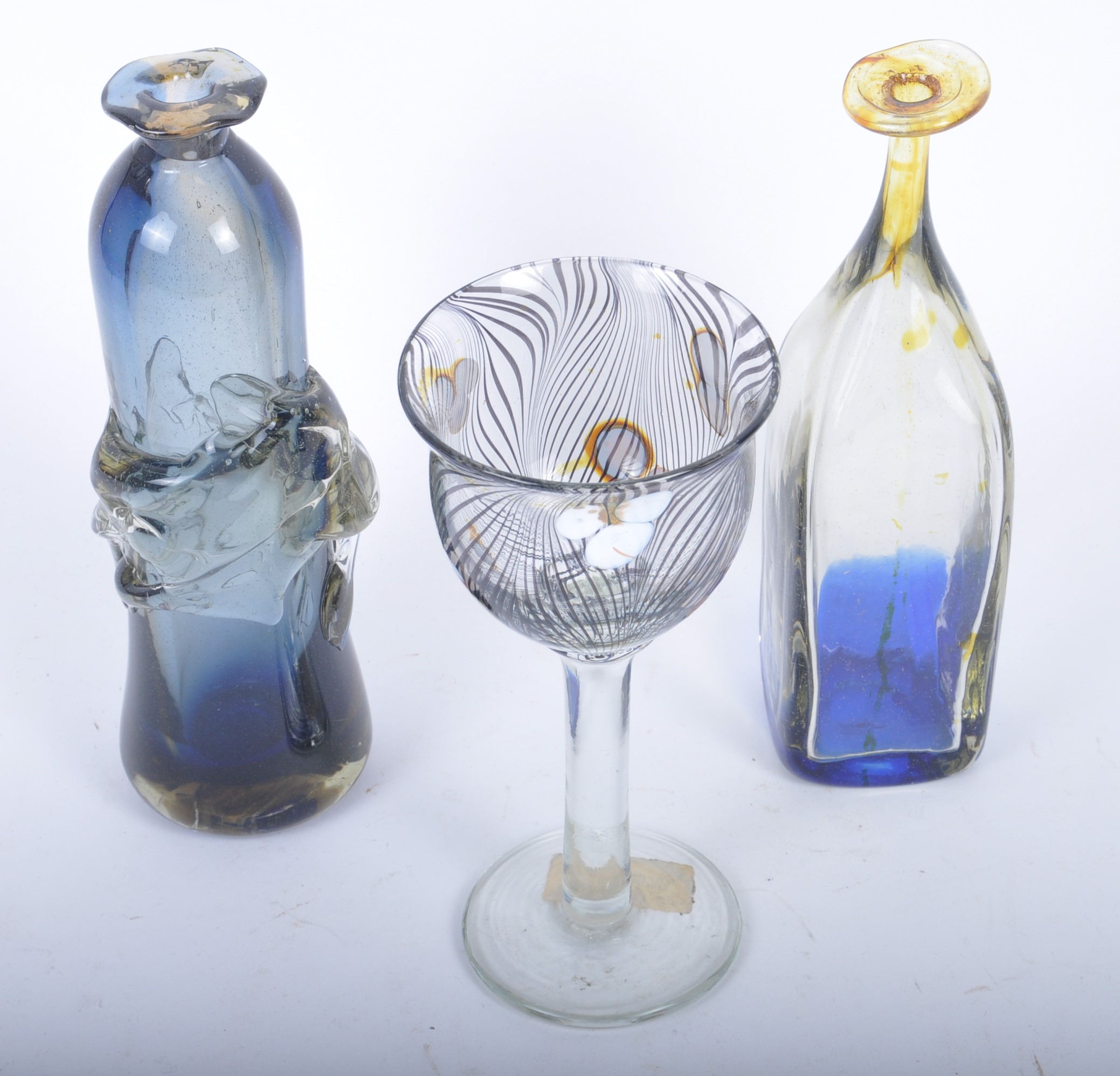 GEORGE ELLIOT (BRITISH) - THREE VINTAGE 1969 STUDIO ART GLASS VASES - Image 2 of 7