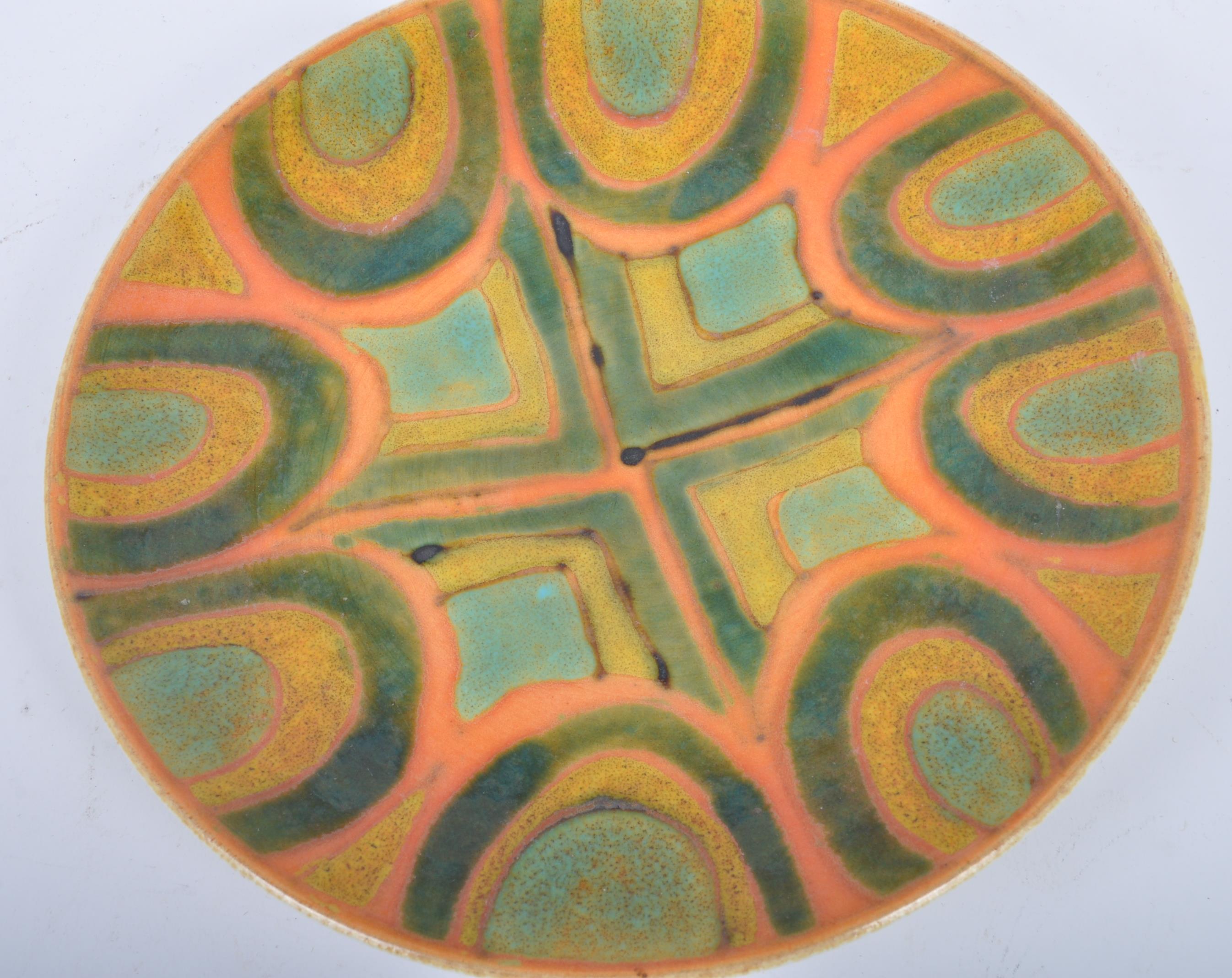 THE POOLE STUDIO - VINTAGE MID CENTURY 1960S CERAMIC PLATE - Bild 3 aus 5