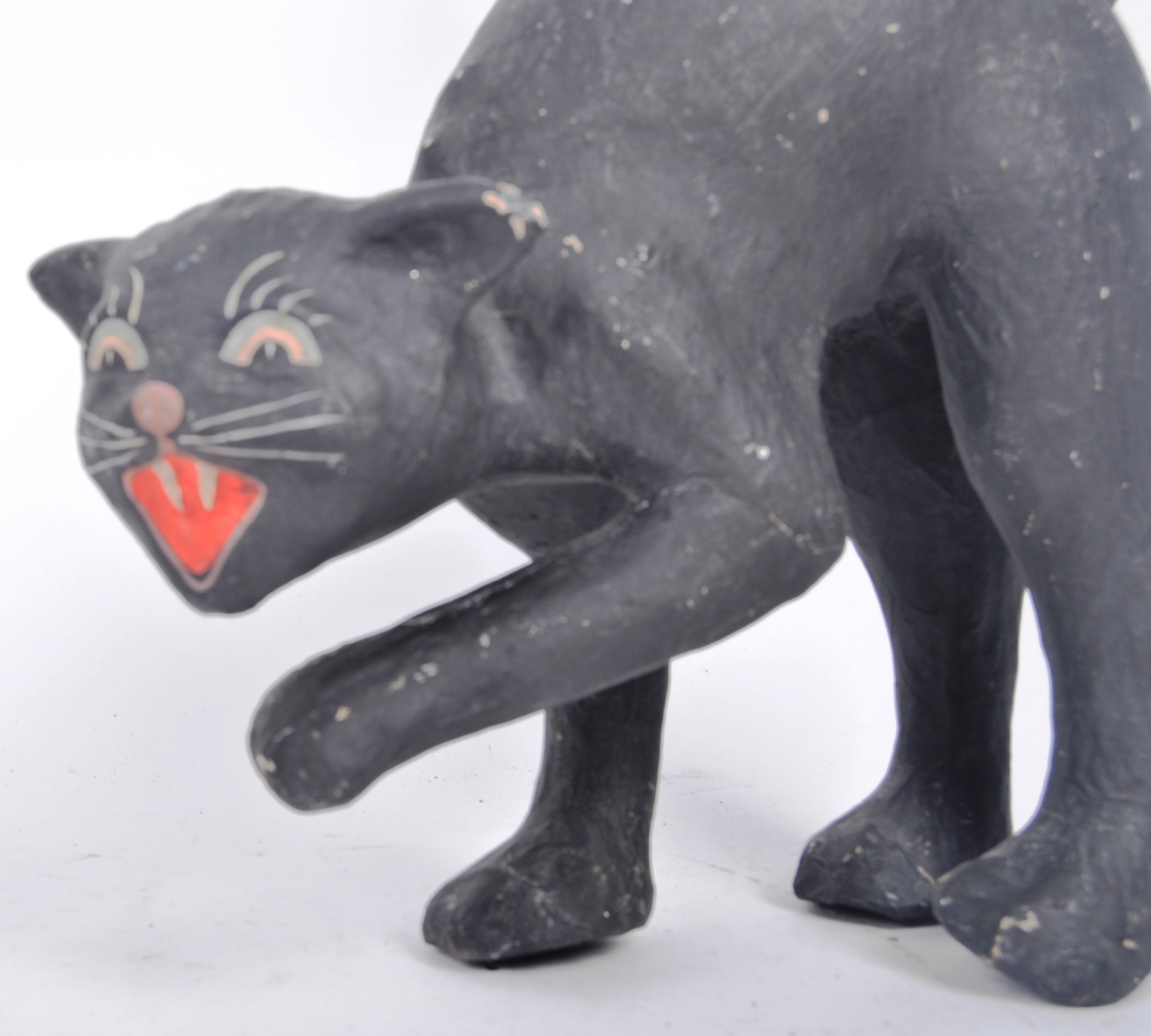 RETRO 20TH CENTURY PAPIER MACHE BLACK CAT WITH ARCHED BACK - Bild 2 aus 6