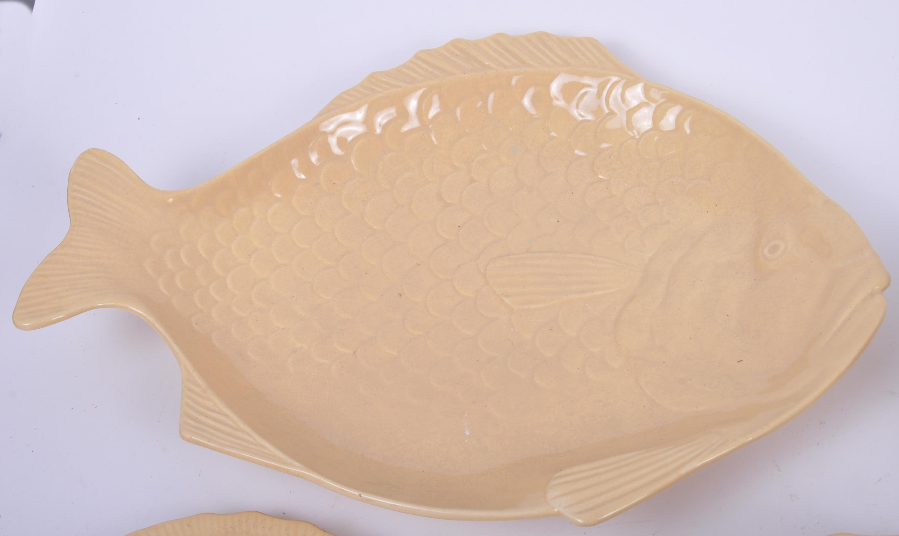 VINTAGE 1930S NOVELTY POTTERY SHORTER & SON FISH DINNER SERVICE - Bild 8 aus 9