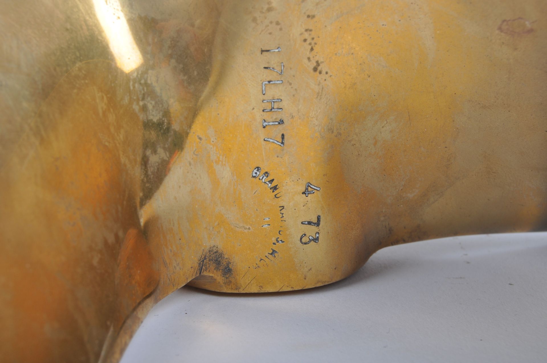 PAIR OF 20TH CENTURY SOLID BRONZE SHIP'S PROPELLERS - Image 5 of 7