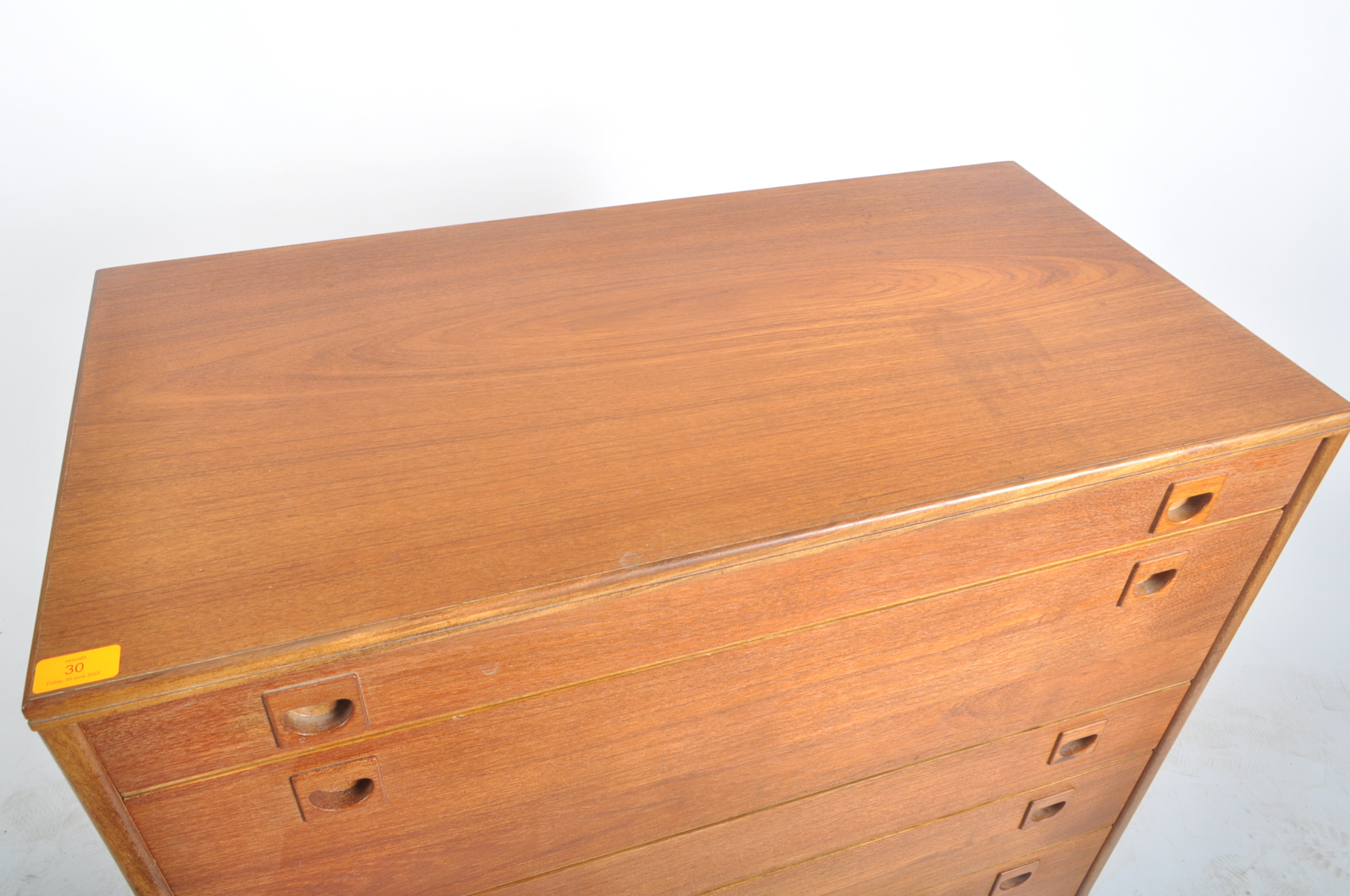 ALFRED COX - MID CENTURY DESIGNER TEAK CHEST OF DRAWERS - Bild 5 aus 10