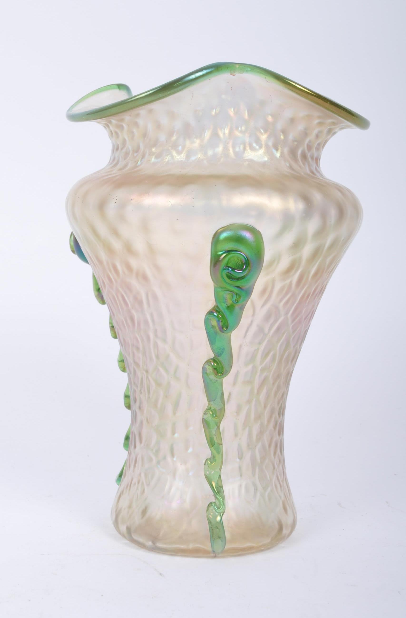 WILHELM KRALIK - ART NOUVEAU AUSTRIAN IRIDESCENT GLASS VASE - Bild 3 aus 7