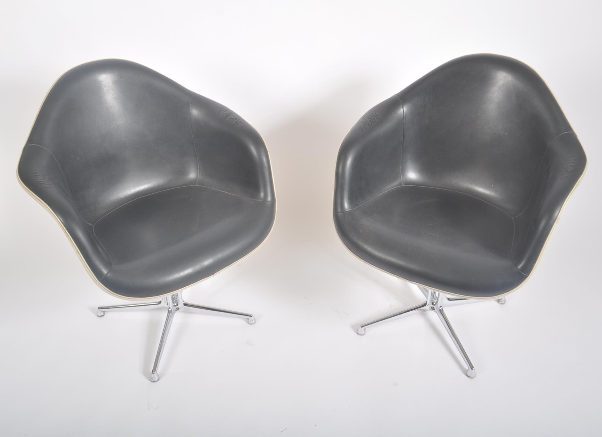 CHARLES & RAY EAMES FOR VITRA - LA FONDA - PAIR OF RETRO CHAIRS - Bild 4 aus 8