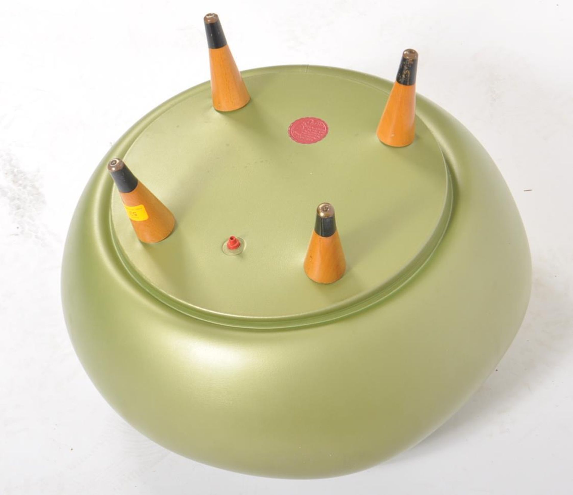 RETRO MID CENTURY 'PUFFIN' INFLATABLE GREEN POUFFE STOOL - Image 3 of 3